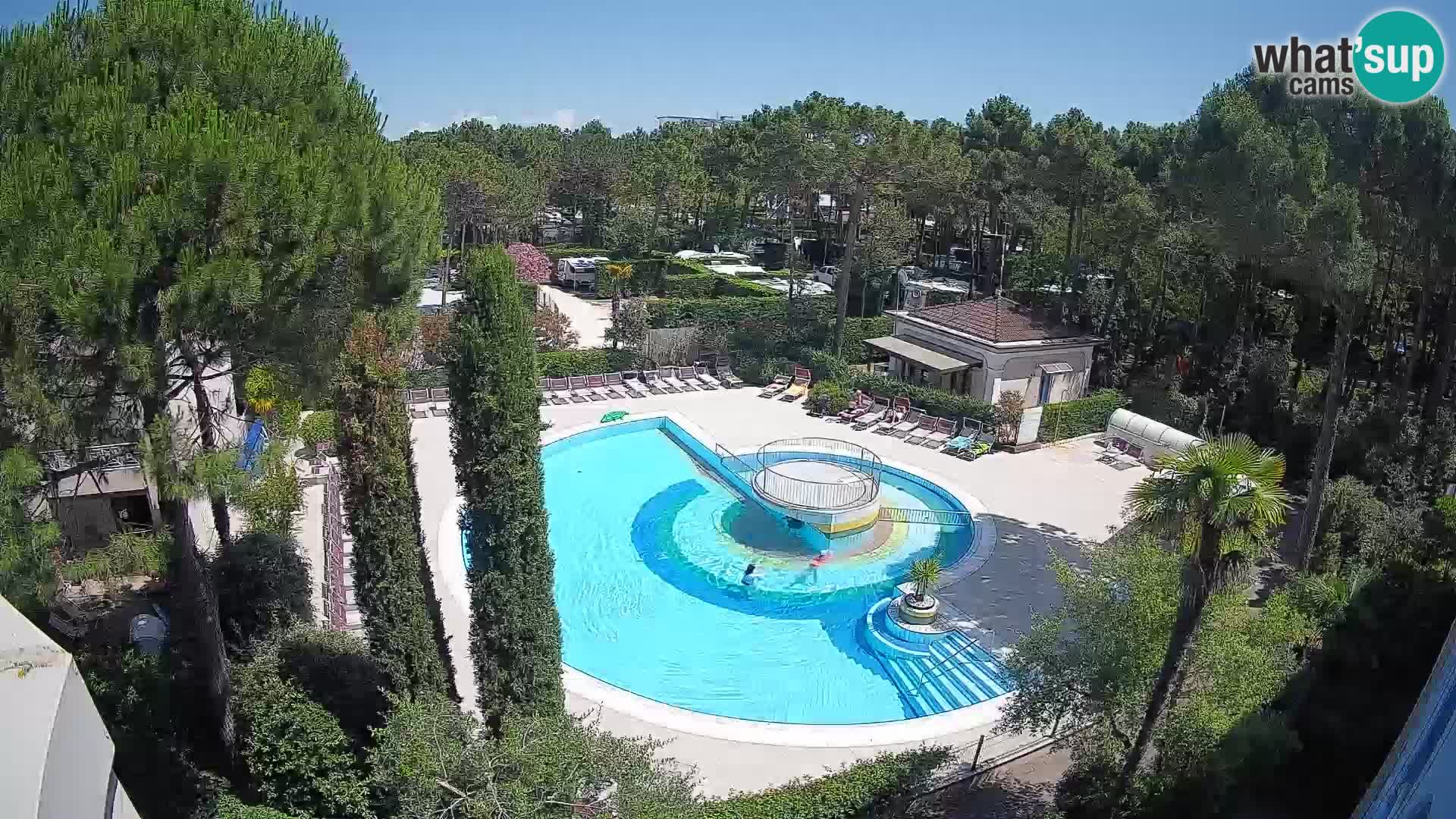 Villaggio Mare Blu pool LIVE webcam Bibione Pineda – Italy
