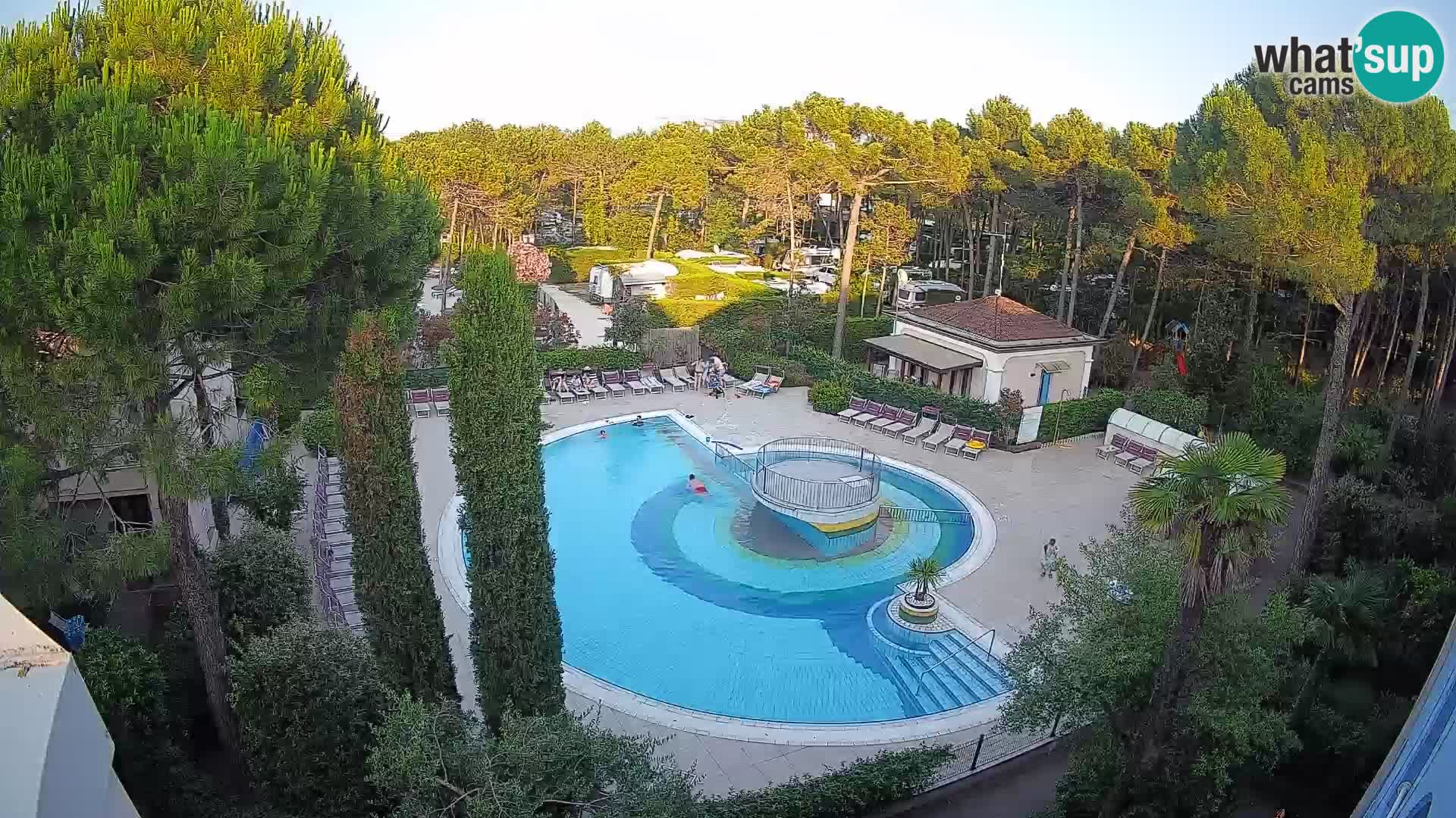 Piscina Villaggio Mare Blu webcam LIVE Bibione Pineda – Italia