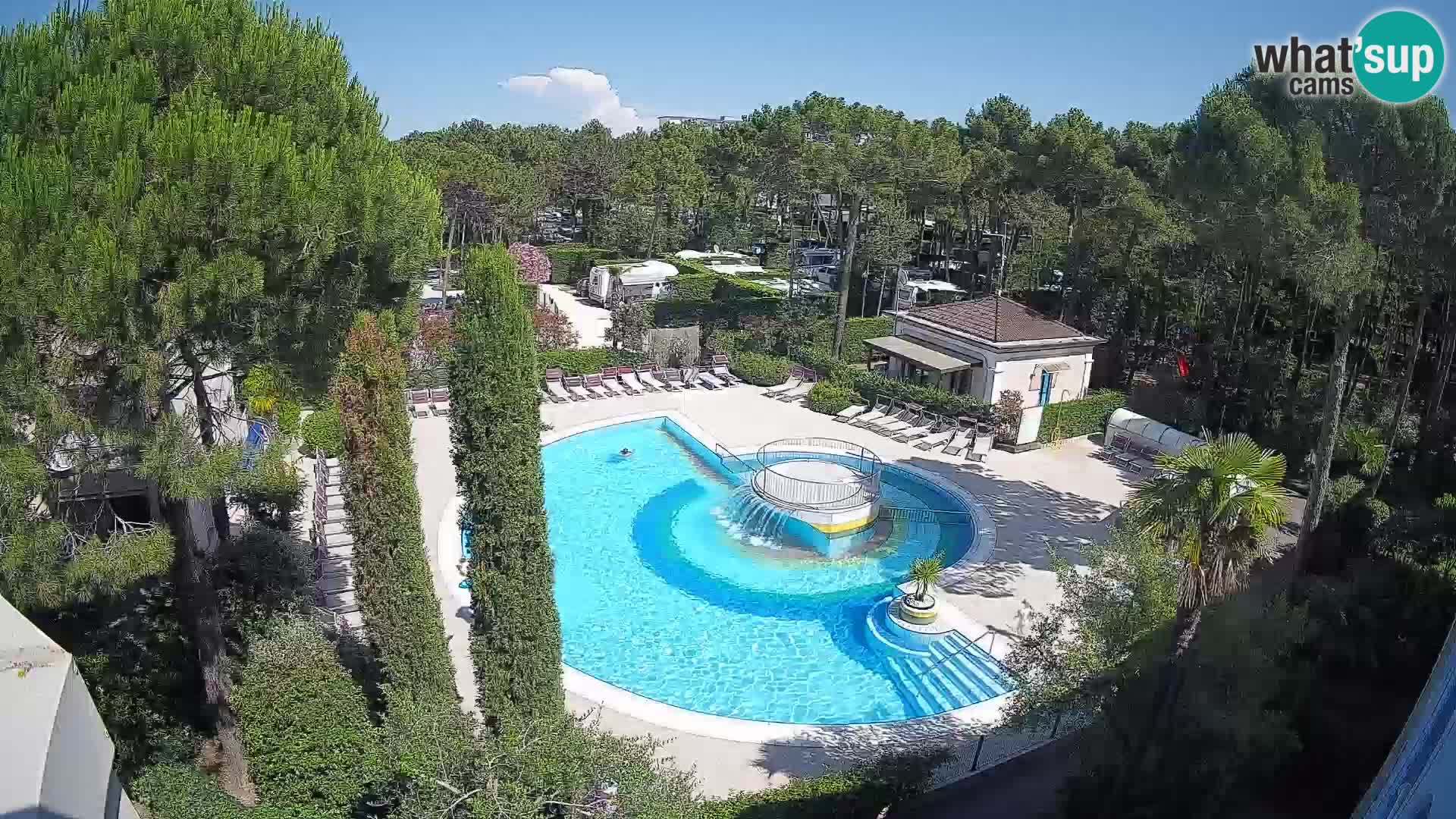 Villaggio Mare Blu pool LIVE webcam Bibione Pineda – Italy