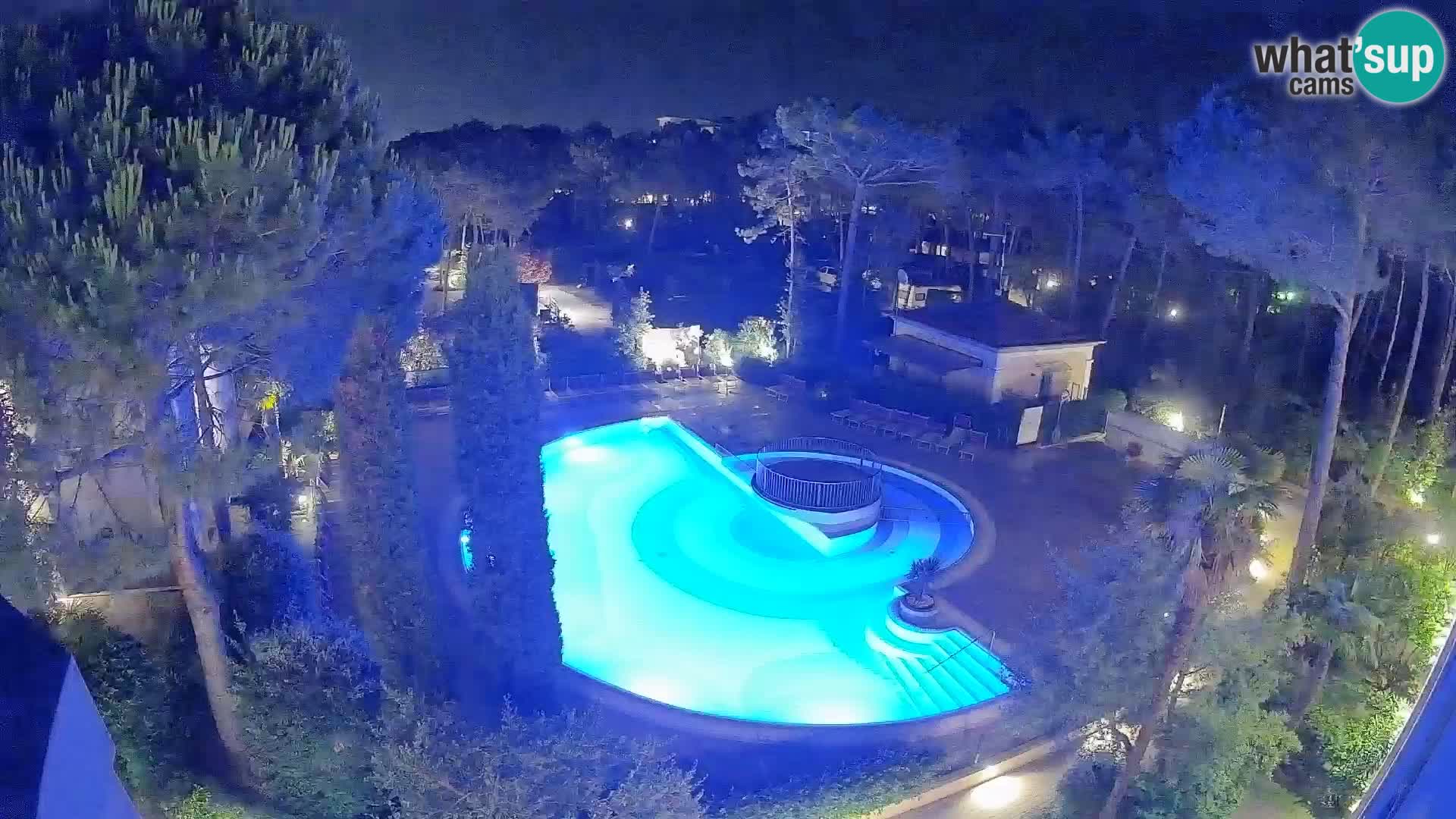 Villaggio Mare Blu bazen Spletna kamera V živo Bibione Pineda – Italija