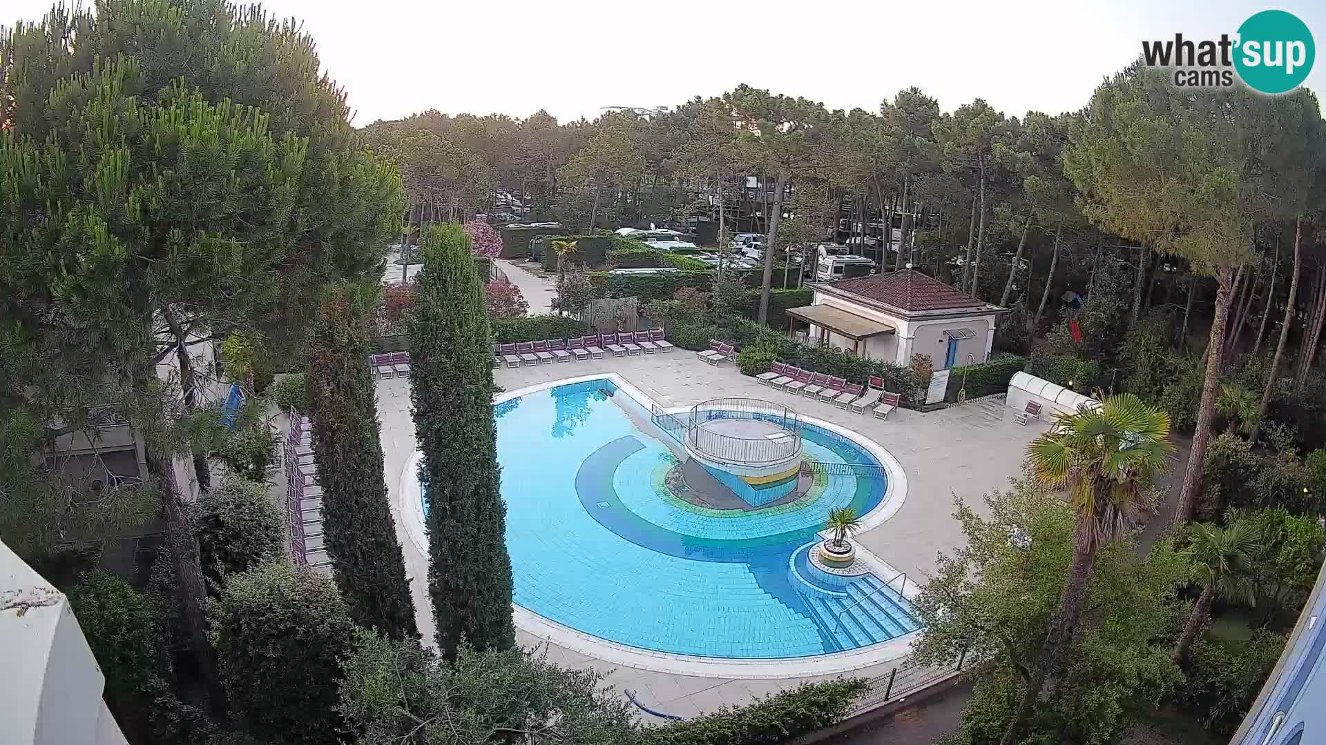 Piscina Villaggio Mare Blu EN VIVO webcam Bibione Pineda – Italia