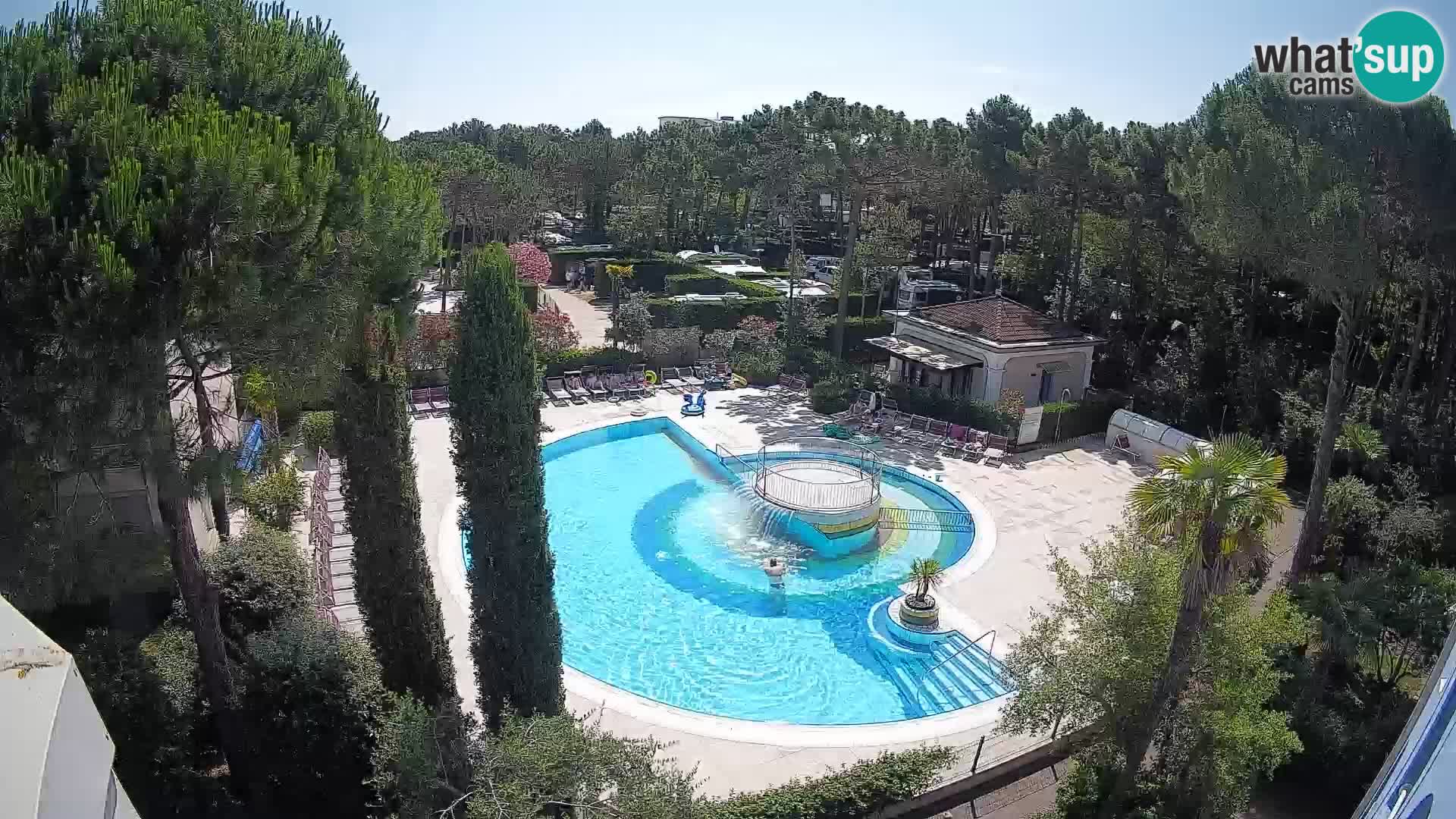 Villaggio Mare Blu pool LIVE webcam Bibione Pineda – Italy