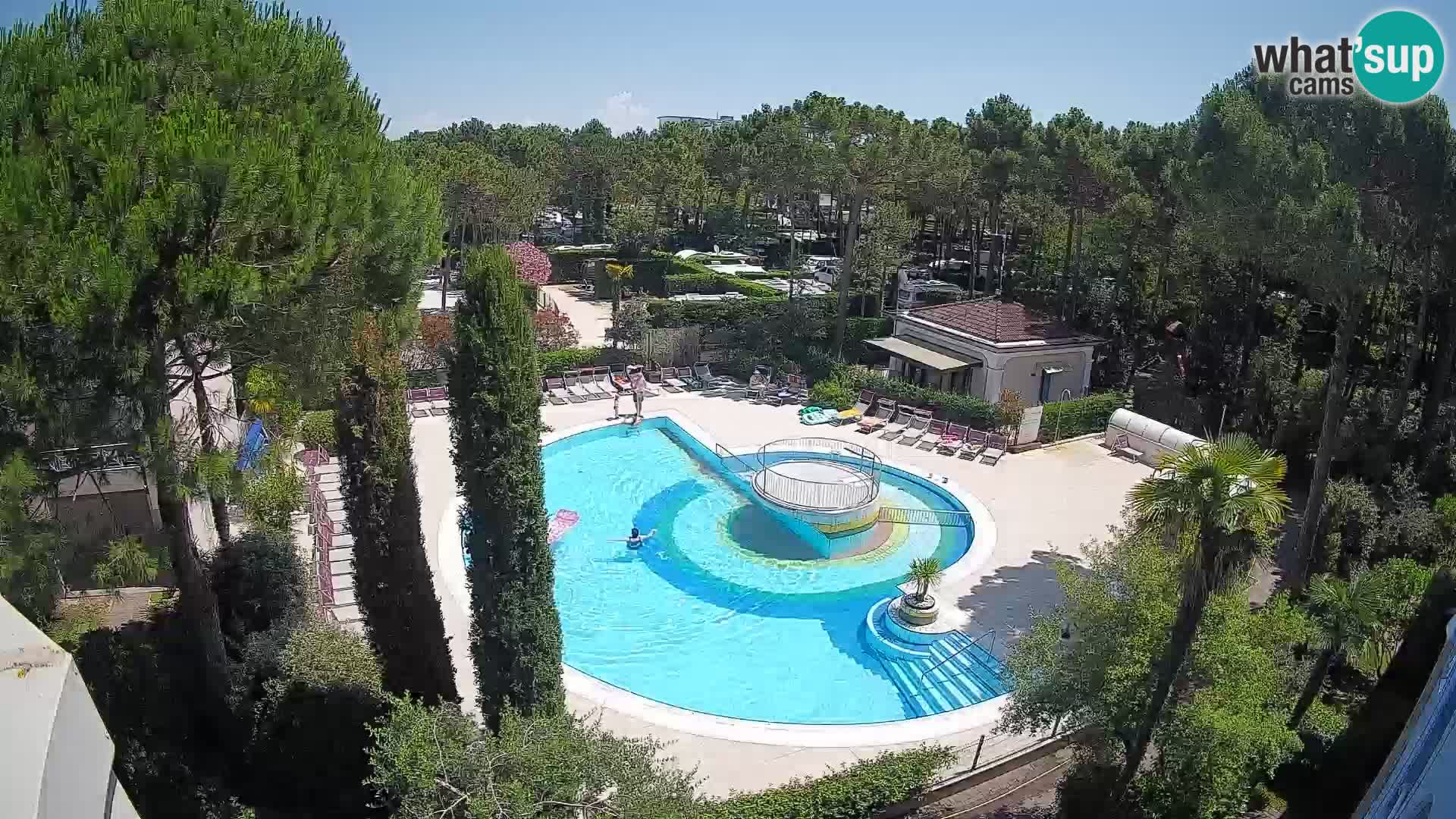 Piscina Villaggio Mare Blu webcam LIVE Bibione Pineda – Italia