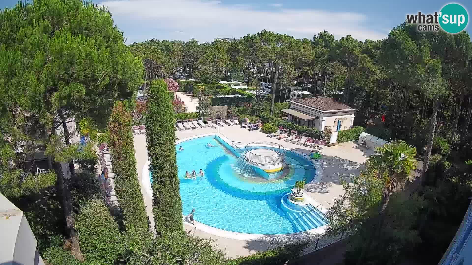 Piscina Villaggio Mare Blu webcam LIVE Bibione Pineda – Italia