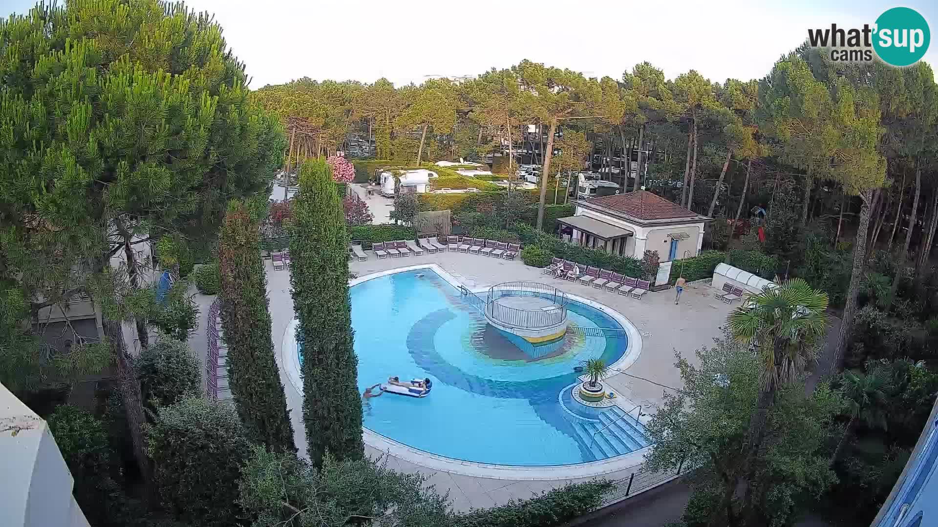 Piscina Villaggio Mare Blu webcam LIVE Bibione Pineda – Italia