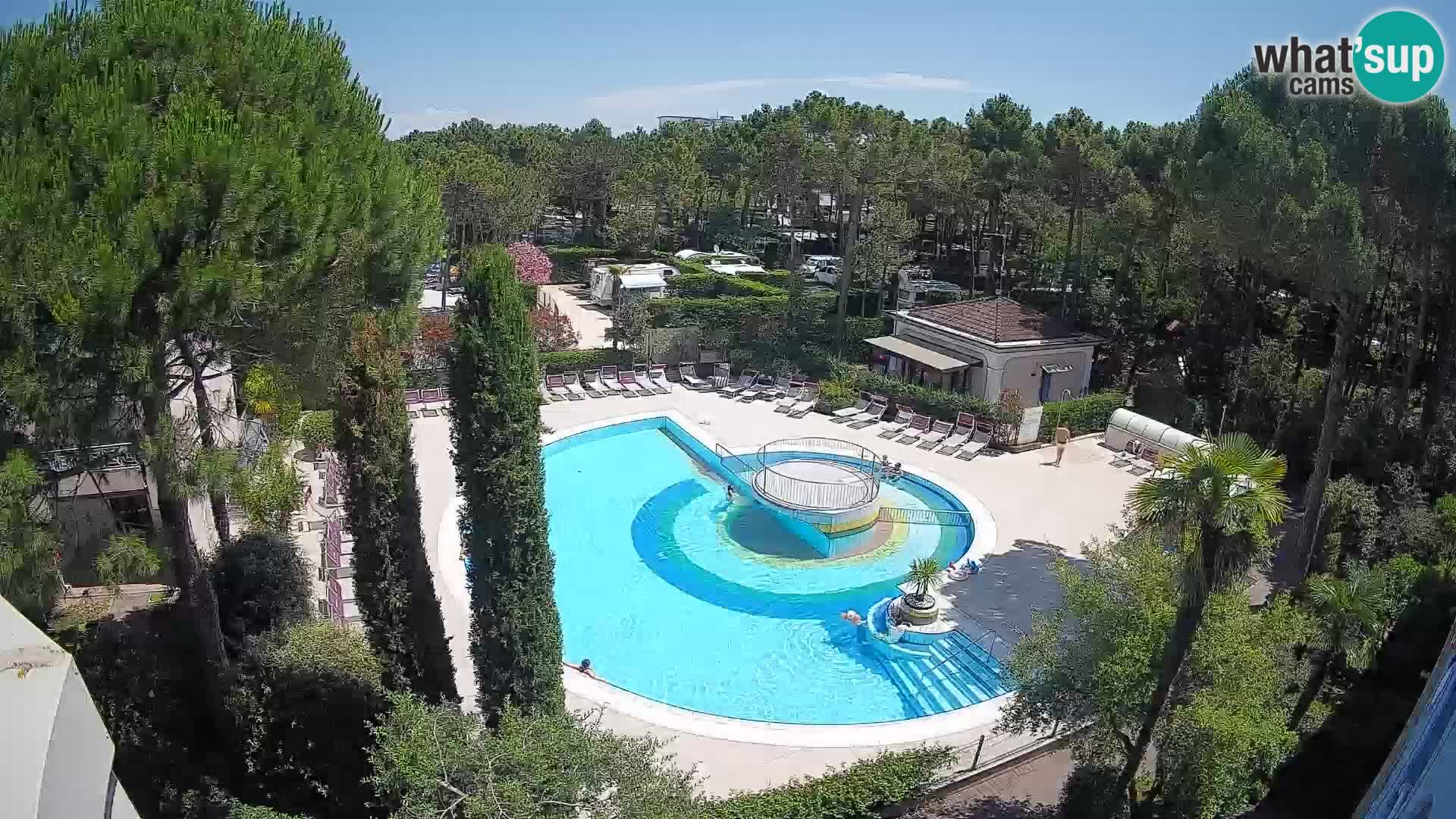 Piscina Villaggio Mare Blu EN VIVO webcam Bibione Pineda – Italia