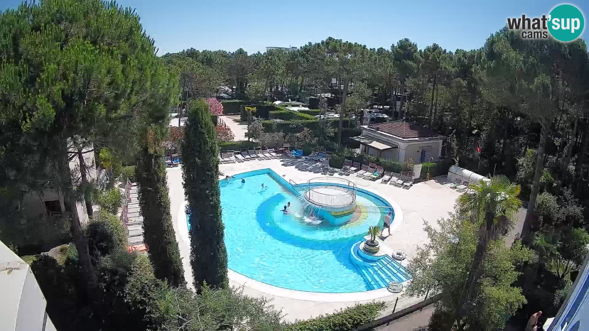 Piscina Villaggio Mare Blu EN VIVO webcam Bibione Pineda – Italia