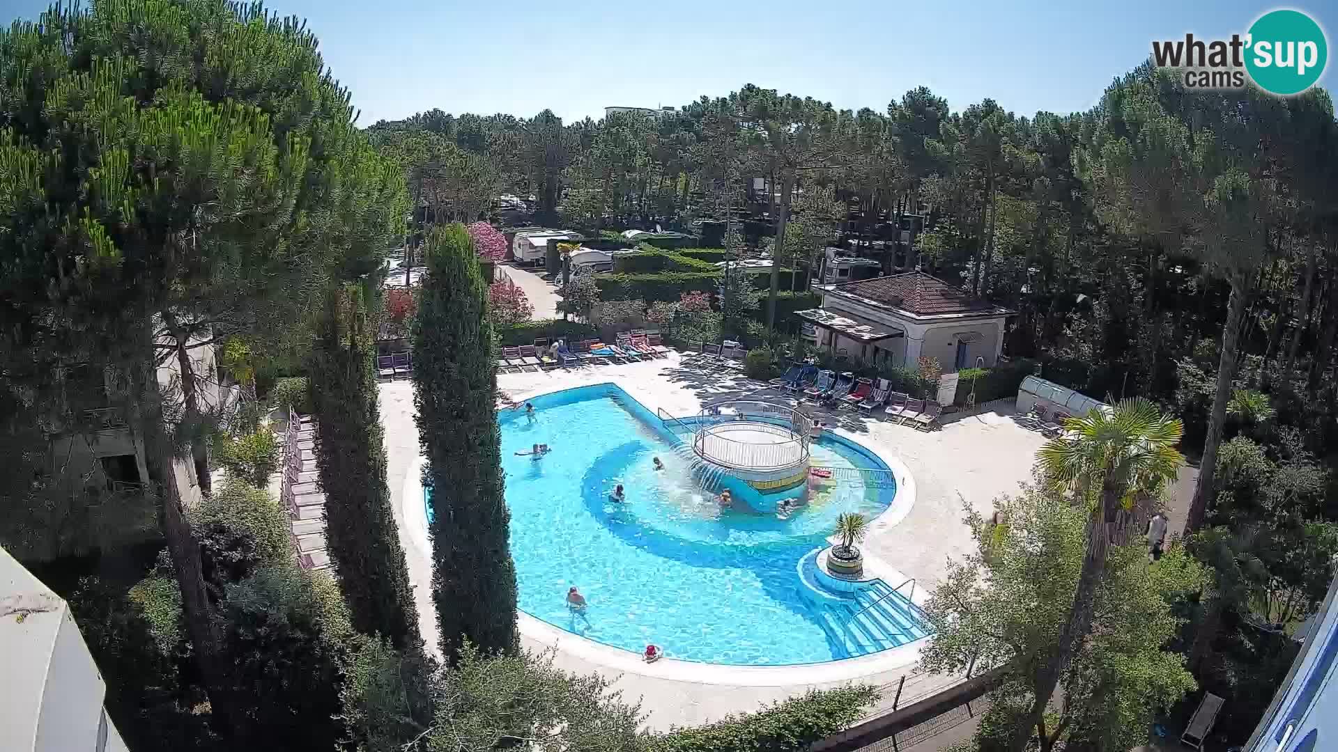 Villaggio Mare Blu pool LIVE webcam Bibione Pineda – Italy