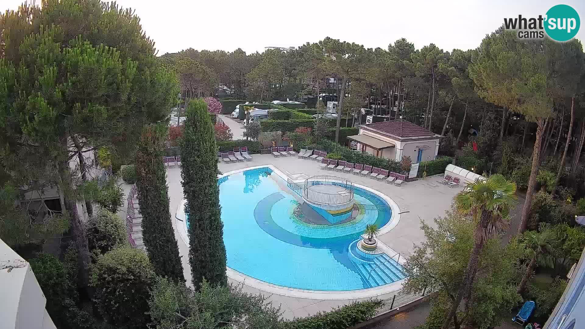 Piscina Villaggio Mare Blu webcam LIVE Bibione Pineda – Italia