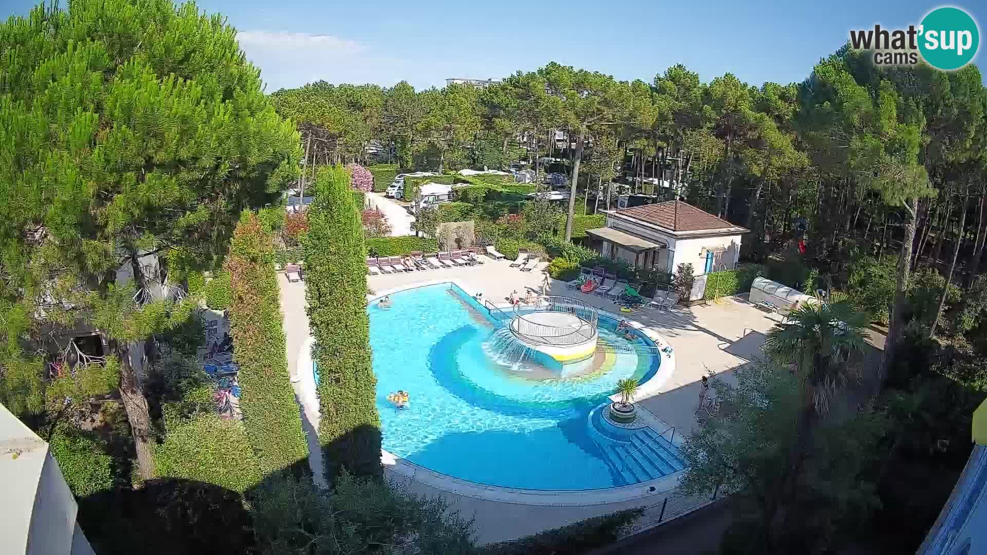 Villaggio Mare Blu pool LIVE webcam Bibione Pineda – Italy