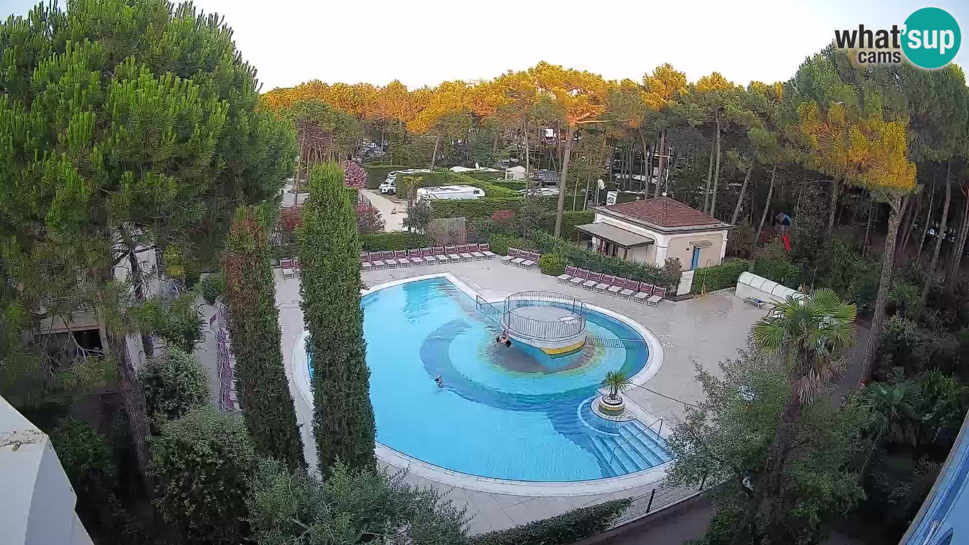 Villaggio Mare Blu pool LIVE webcam Bibione Pineda – Italy