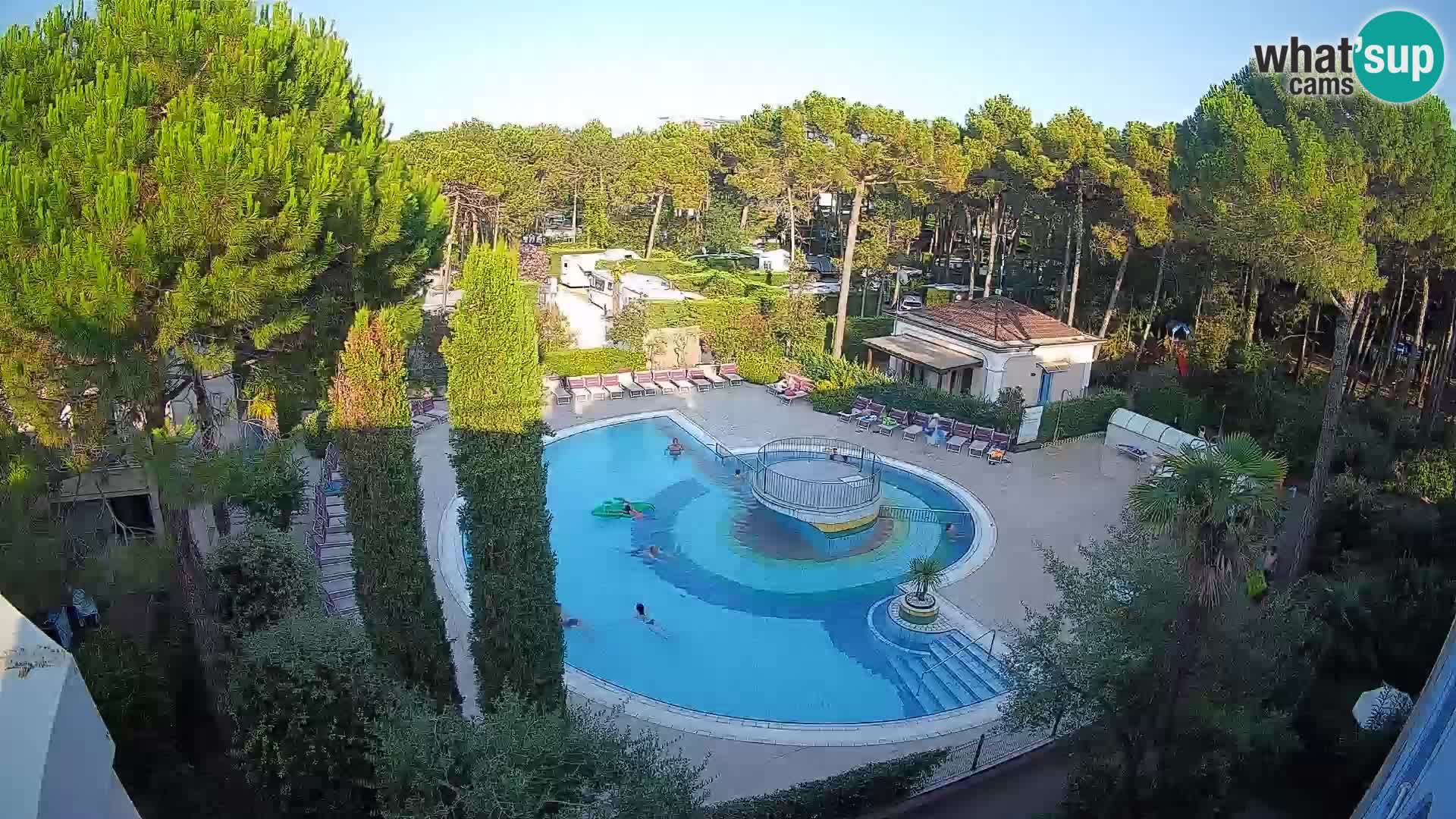 Villaggio Mare Blu pool LIVE webcam Bibione Pineda – Italy