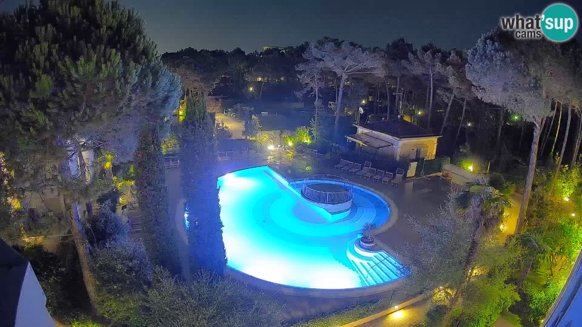 Villaggio Mare Blu bazen Spletna kamera V živo Bibione Pineda – Italija