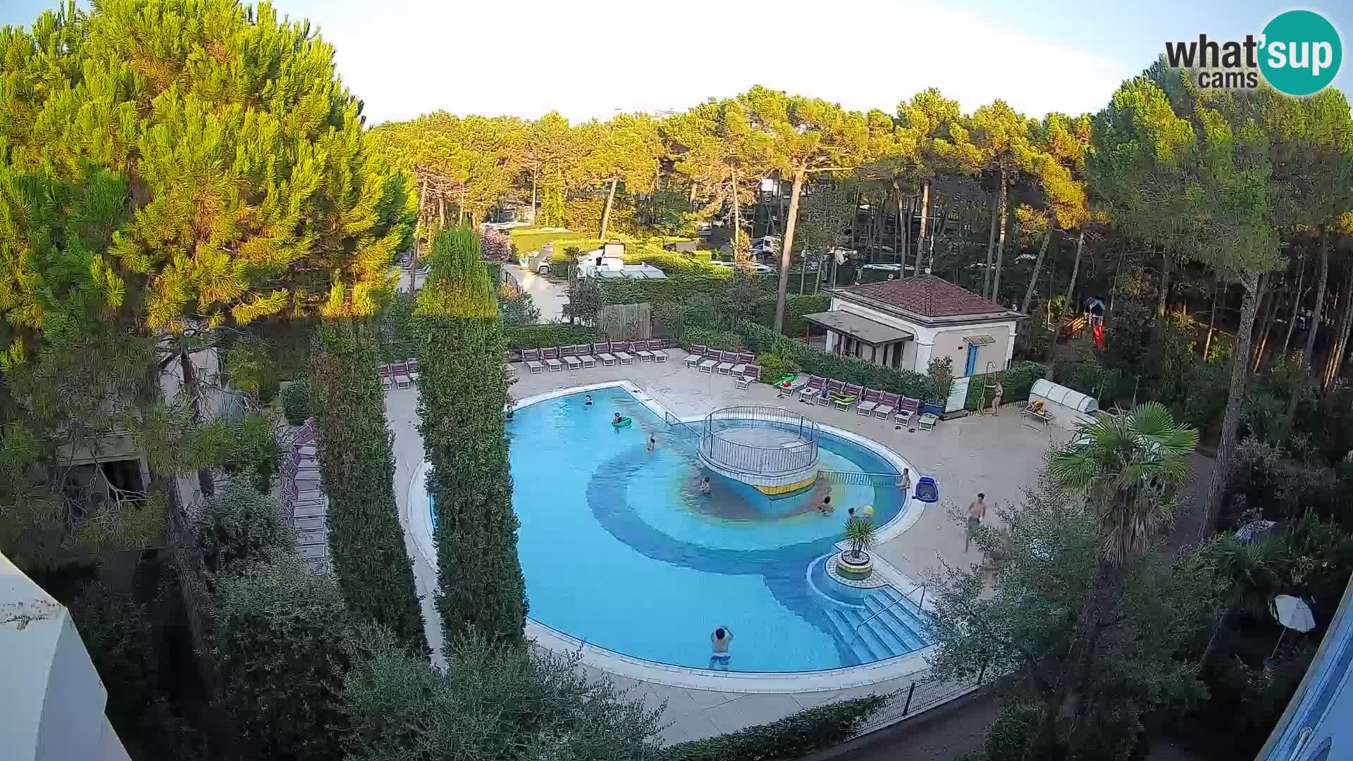 Villaggio Mare Blu pool LIVE webcam Bibione Pineda – Italy
