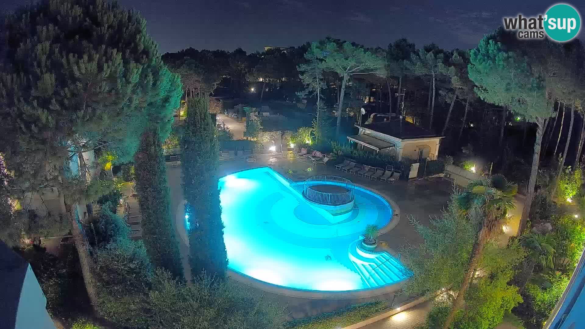Villaggio Mare Blu bazen Spletna kamera V živo Bibione Pineda – Italija