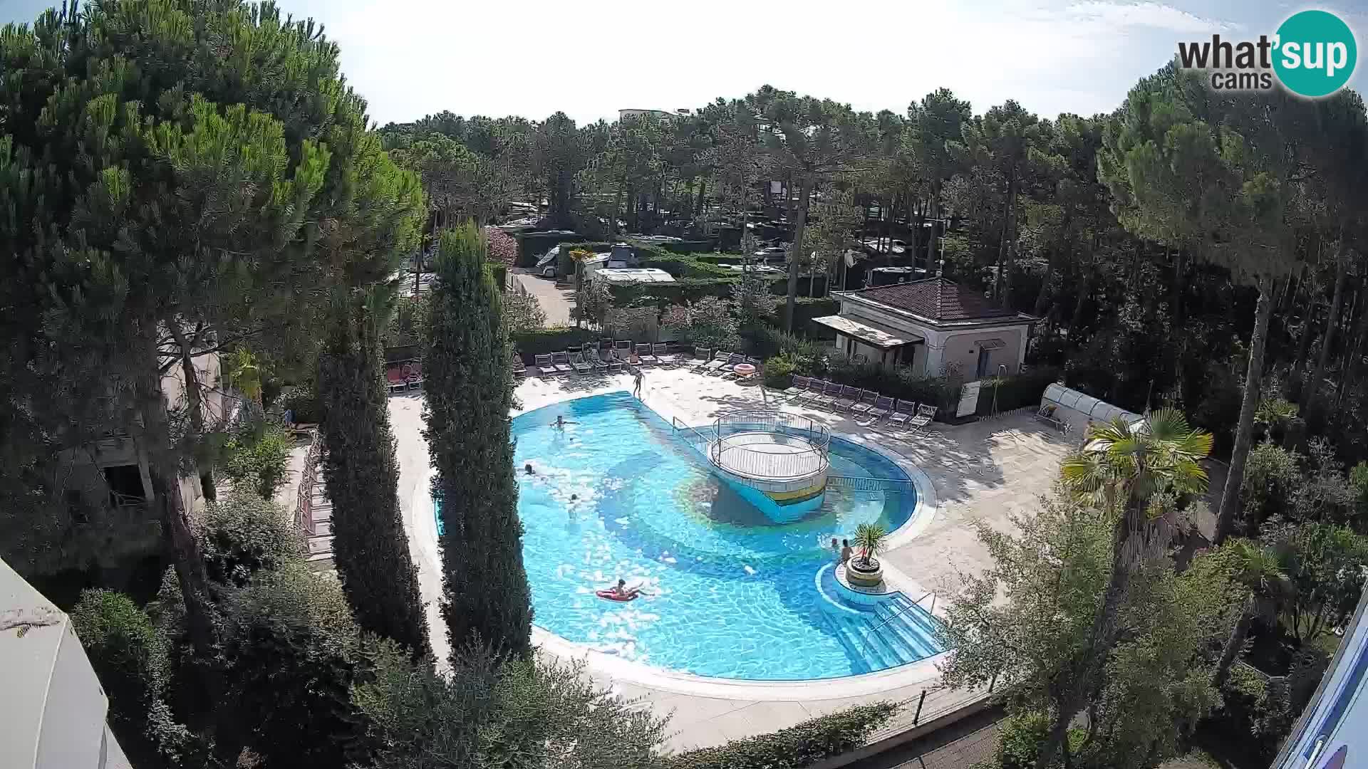 Villaggio Mare Blu pool LIVE webcam Bibione Pineda – Italy
