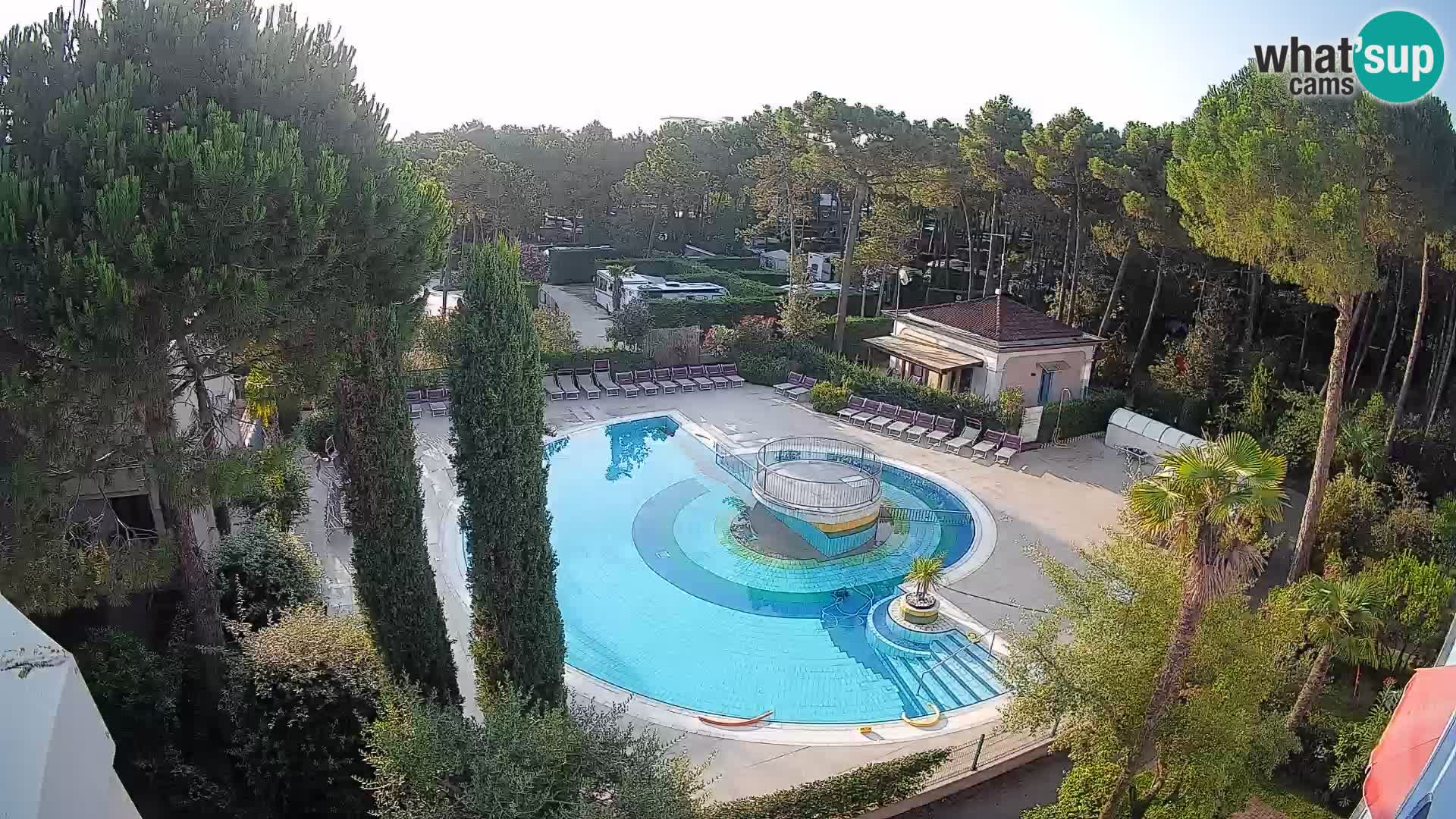 Villaggio Mare Blu bazen Spletna kamera V živo Bibione Pineda – Italija