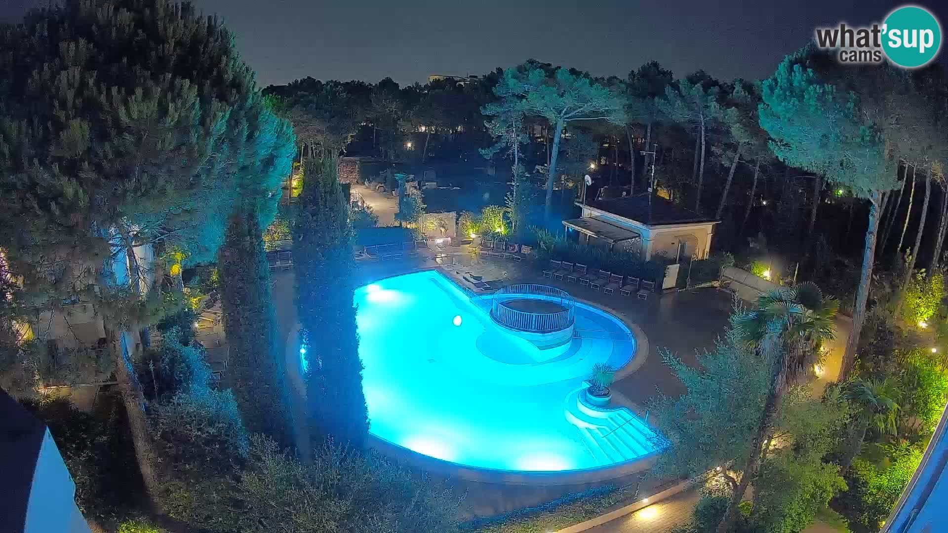 Villaggio Mare Blu bazen UŽIVO web kamera Bibione Pineda – Italija