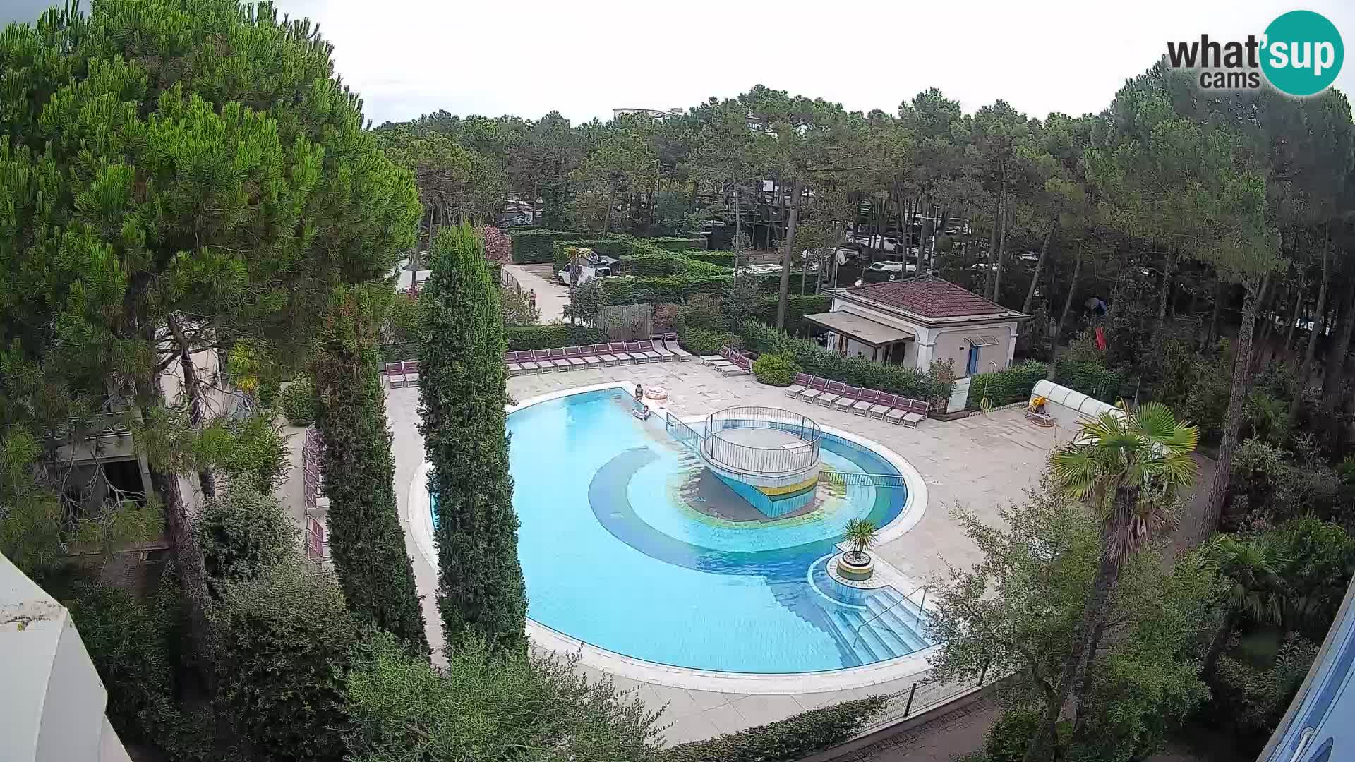 Piscina Villaggio Mare Blu EN VIVO webcam Bibione Pineda – Italia