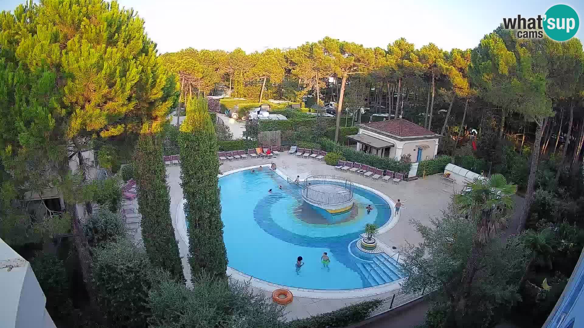 Villaggio Mare Blu pool LIVE webcam Bibione Pineda – Italy