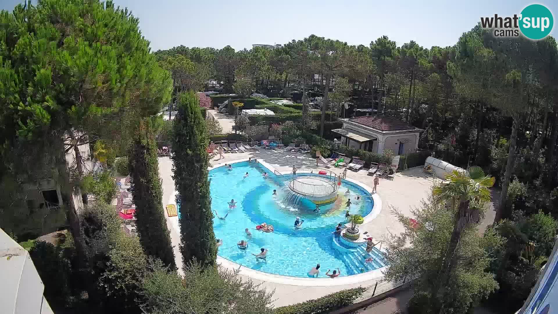 Villaggio Mare Blu pool LIVE webcam Bibione Pineda – Italy