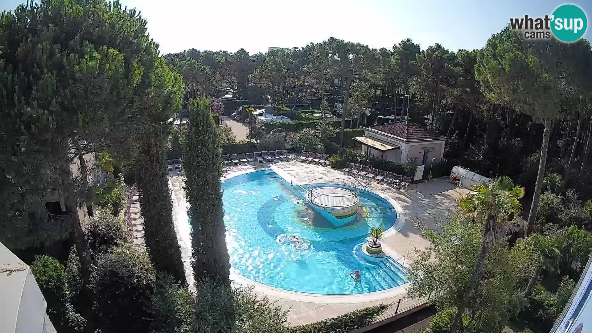 Villaggio Mare Blu pool LIVE webcam Bibione Pineda – Italy