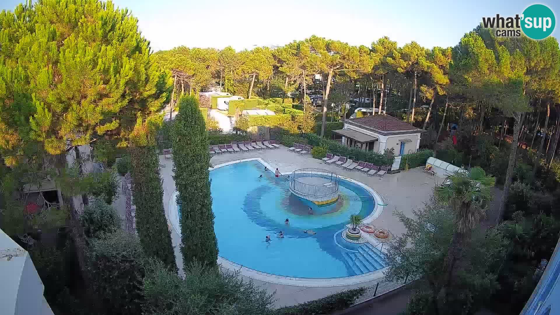 Villaggio Mare Blu pool LIVE webcam Bibione Pineda – Italy