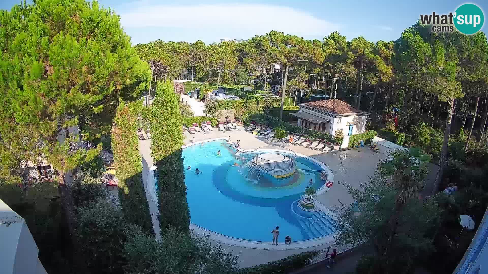 Villaggio Mare Blu pool LIVE webcam Bibione Pineda – Italy