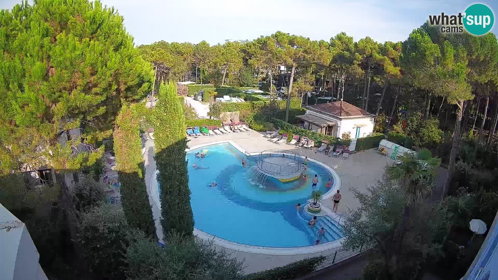 Villaggio Mare Blu pool LIVE webcam Bibione Pineda – Italy