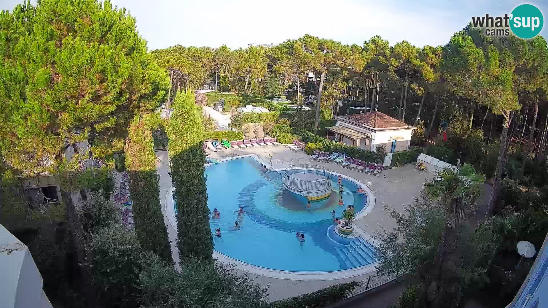 Piscina Villaggio Mare Blu EN VIVO webcam Bibione Pineda – Italia