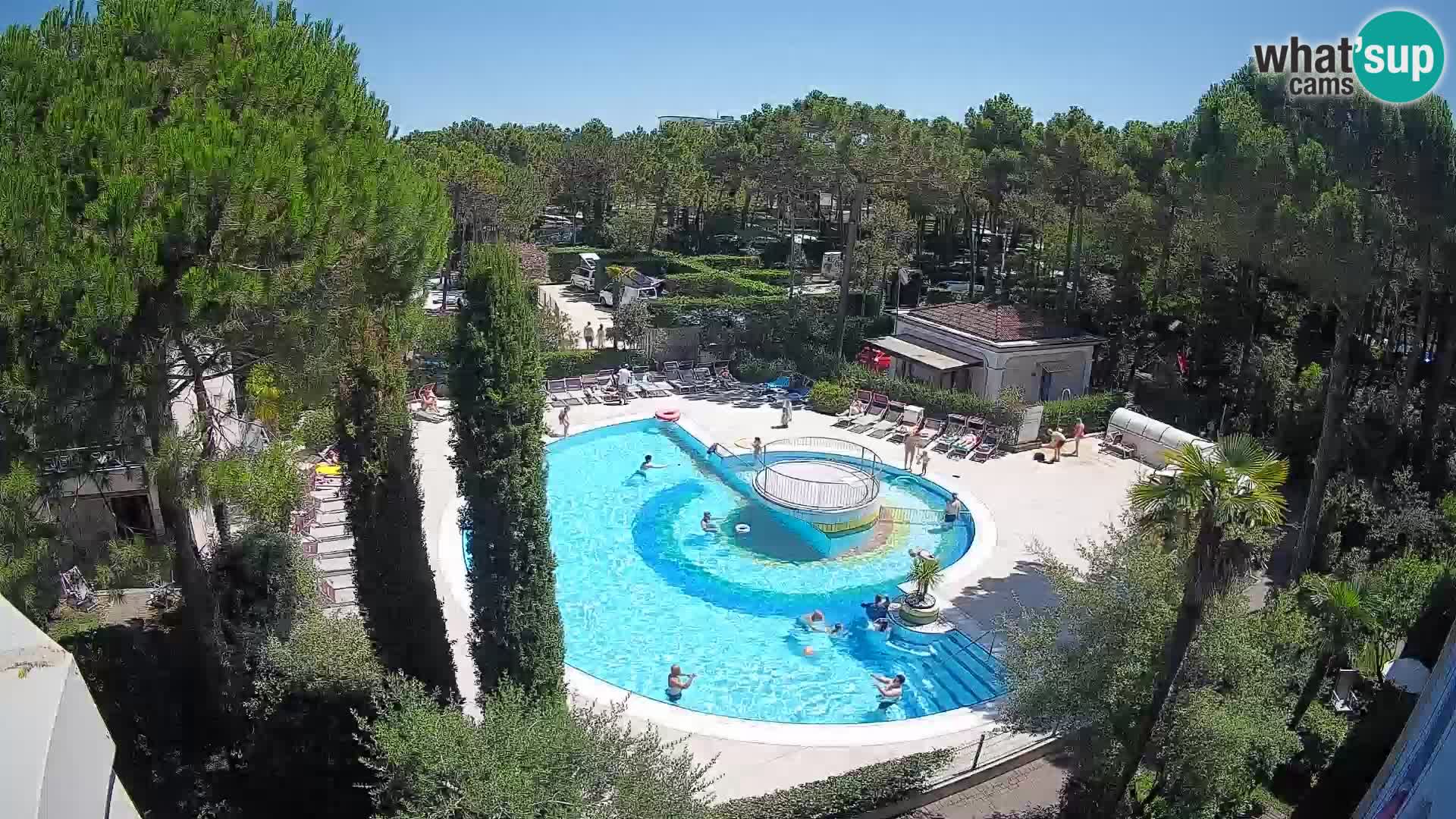 Piscina Villaggio Mare Blu webcam LIVE Bibione Pineda – Italia