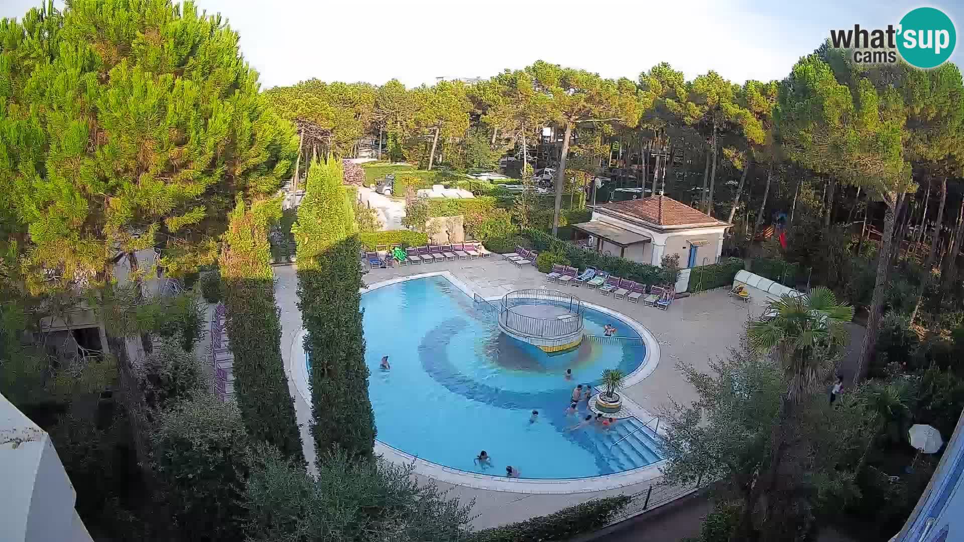 Villaggio Mare Blu pool LIVE webcam Bibione Pineda – Italy