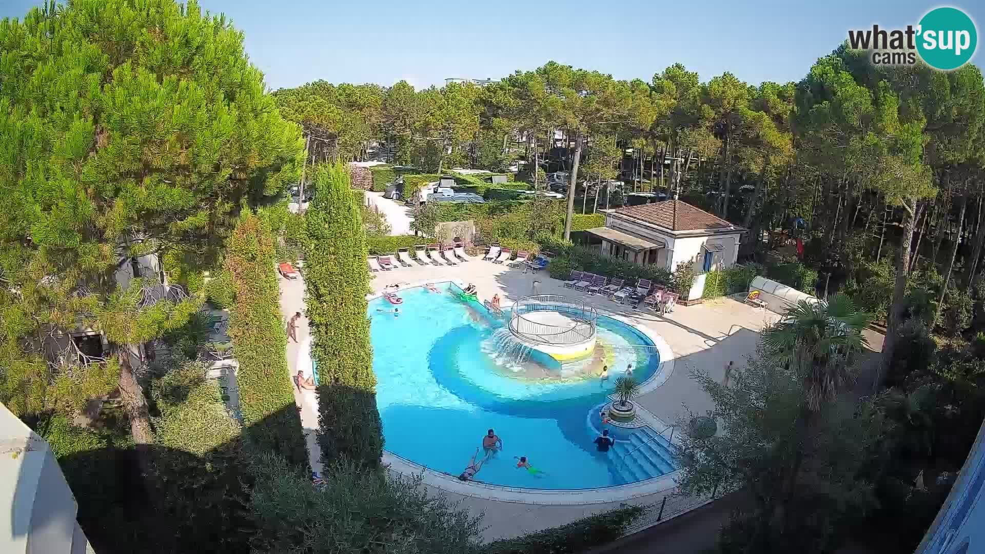 Piscina Villaggio Mare Blu webcam LIVE Bibione Pineda – Italia