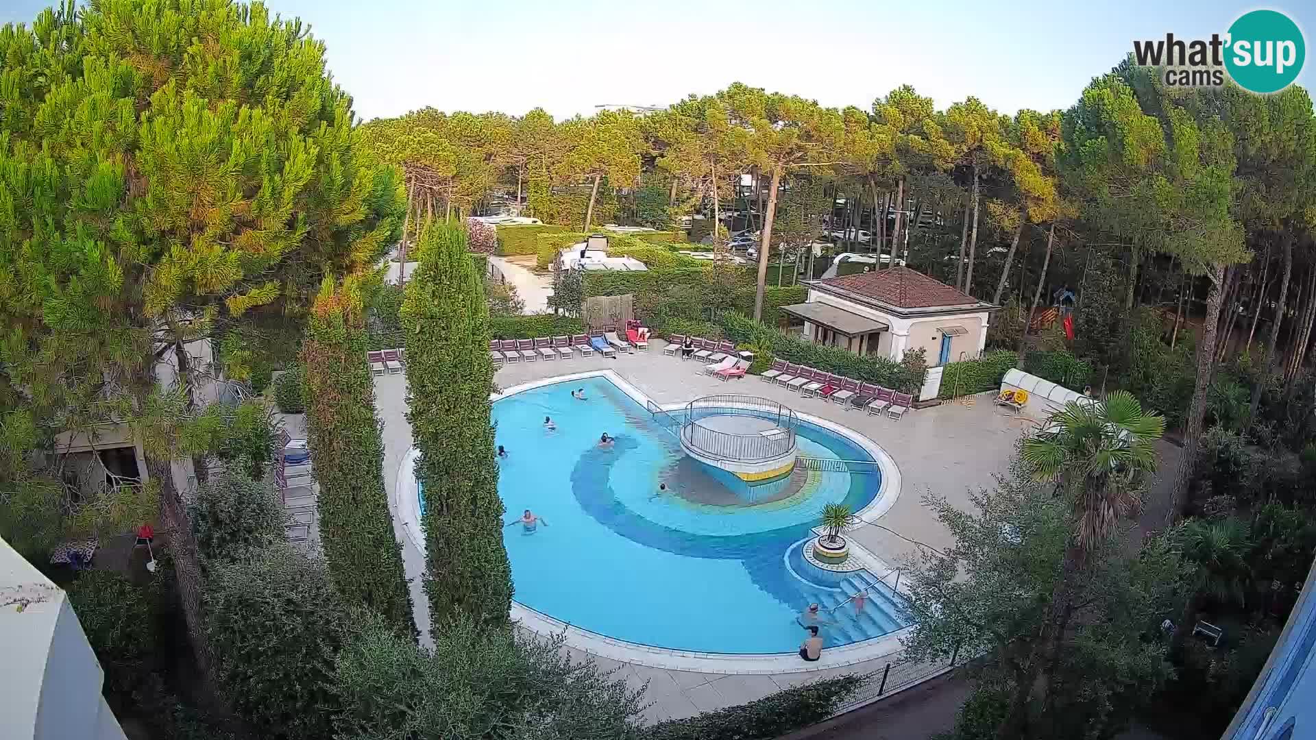 Piscina Villaggio Mare Blu webcam LIVE Bibione Pineda – Italia