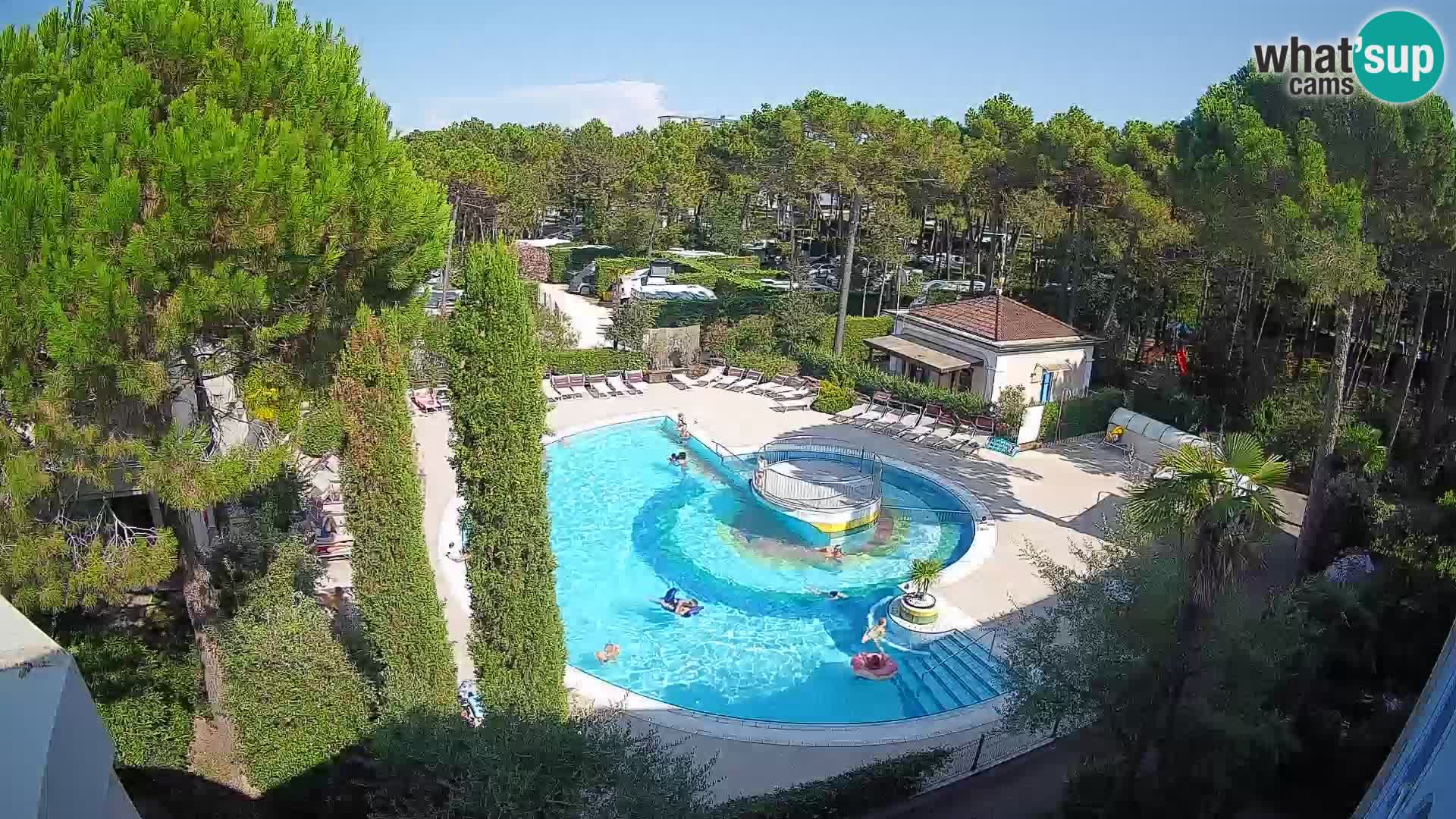 Piscina Villaggio Mare Blu webcam LIVE Bibione Pineda – Italia