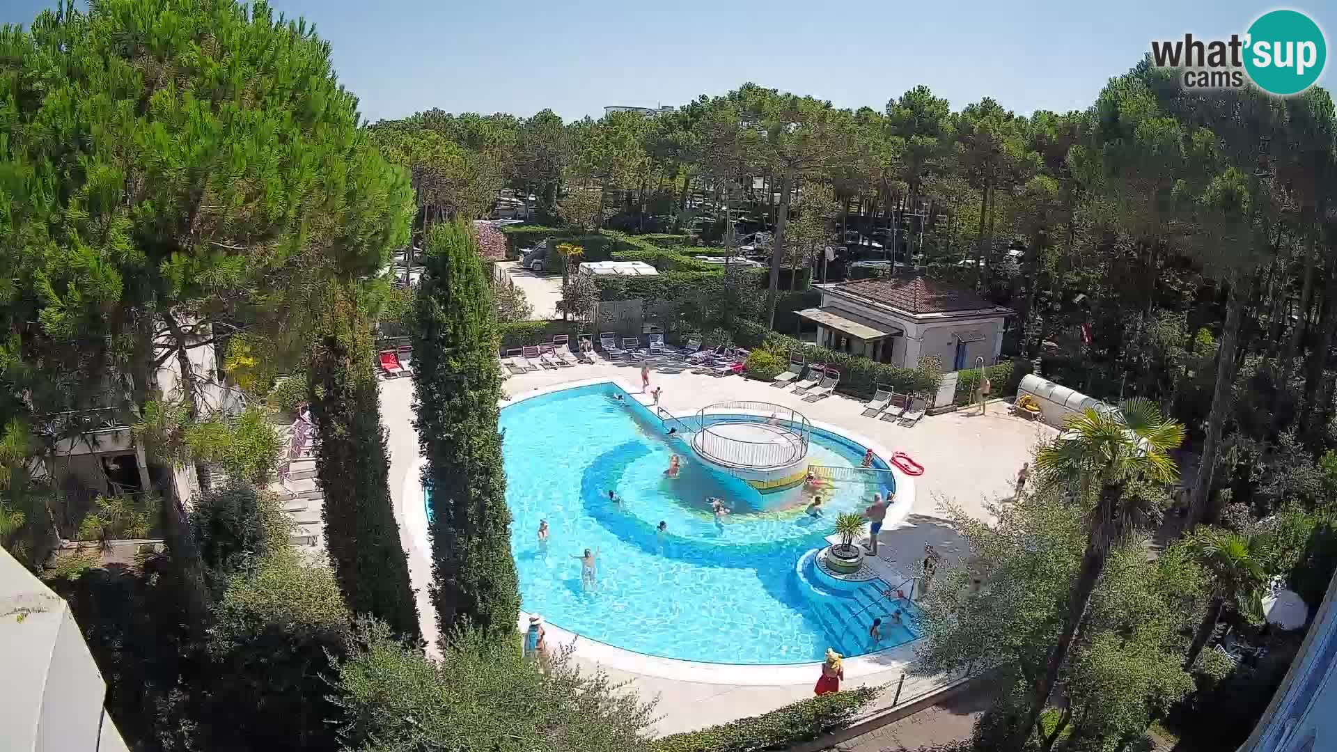 Villaggio Mare Blu pool LIVE webcam Bibione Pineda – Italy
