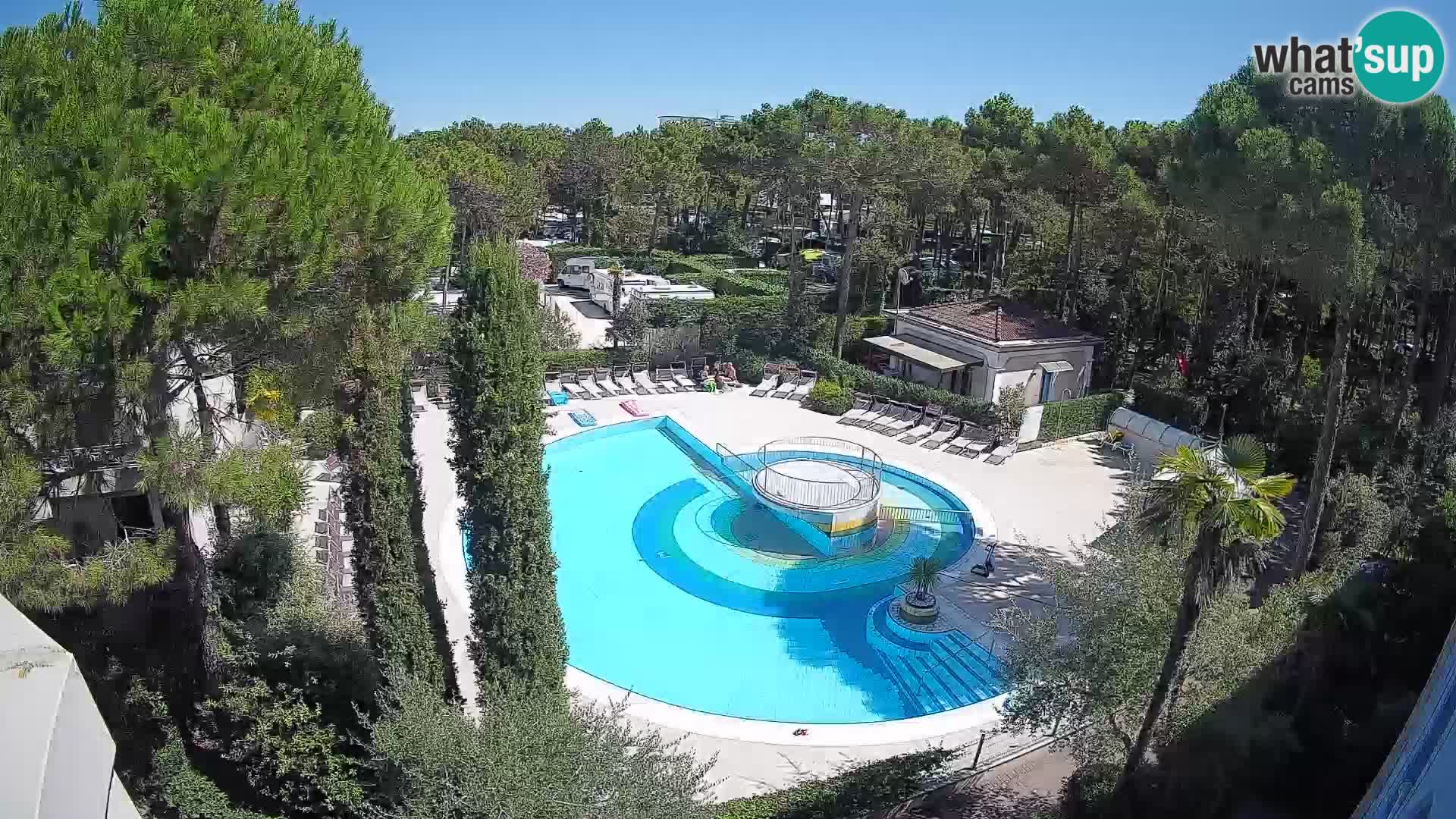 Villaggio Mare Blu pool LIVE webcam Bibione Pineda – Italy