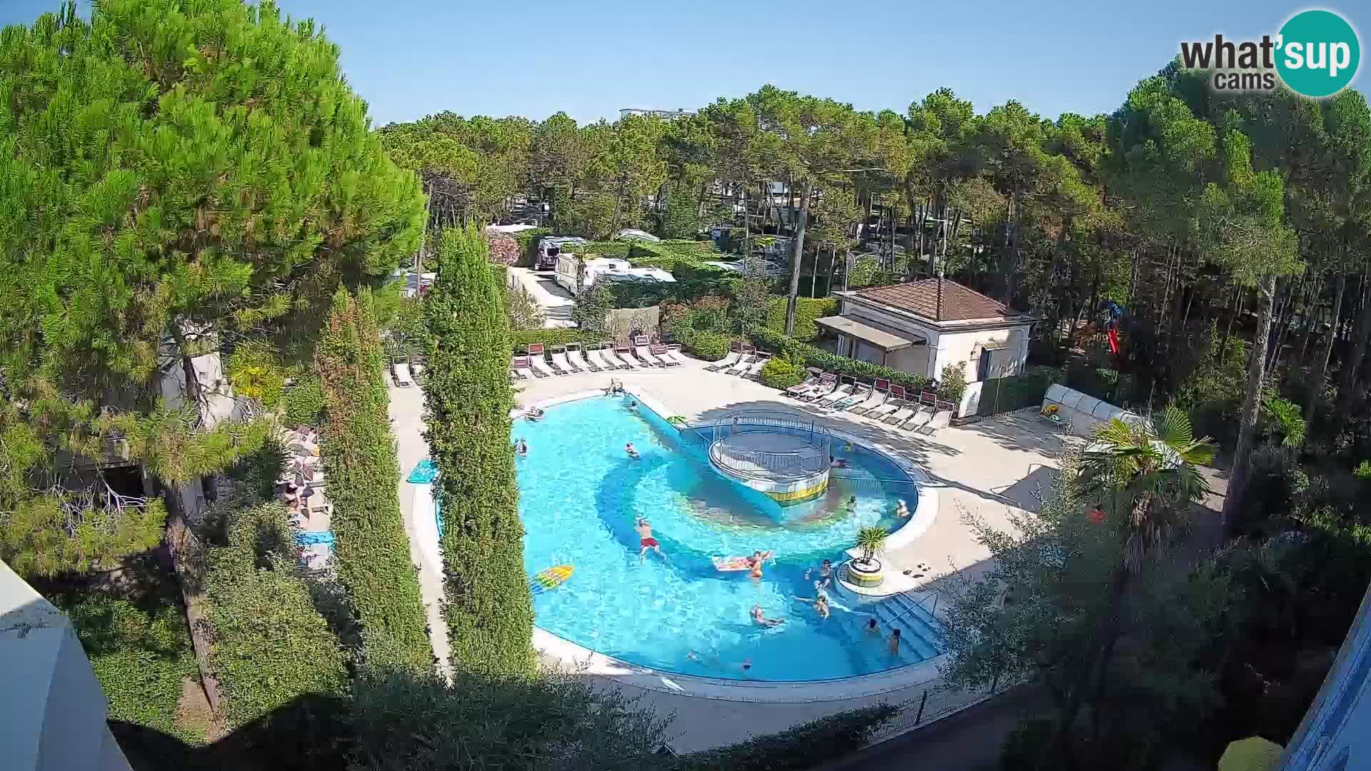 Villaggio Mare Blu pool LIVE webcam Bibione Pineda – Italy