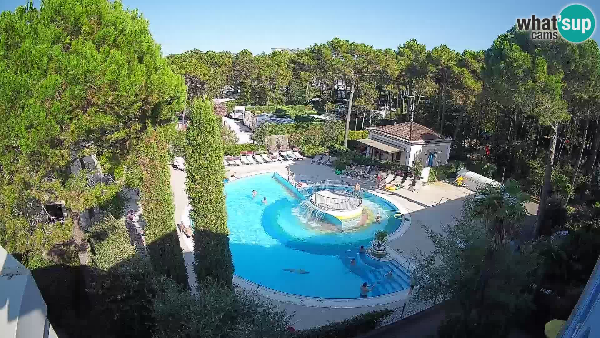 Villaggio Mare Blu pool LIVE webcam Bibione Pineda – Italy