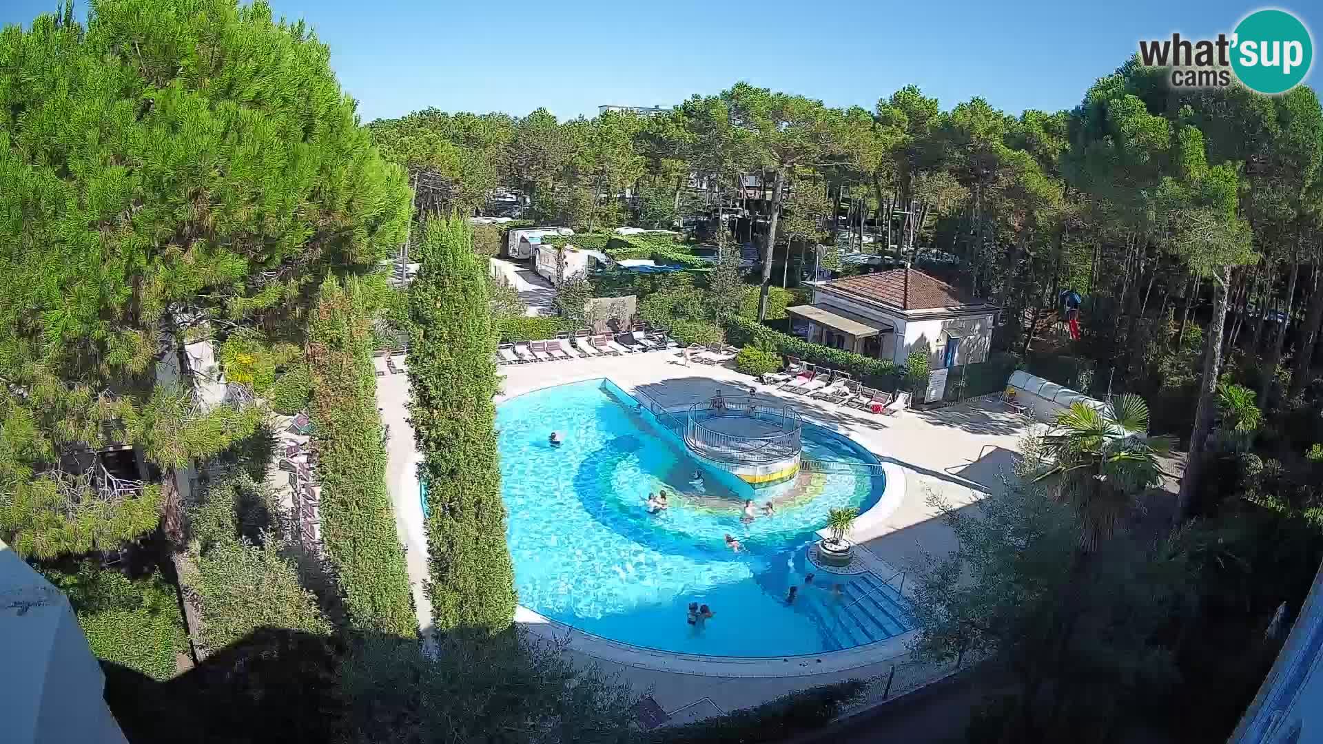 Piscina Villaggio Mare Blu EN VIVO webcam Bibione Pineda – Italia
