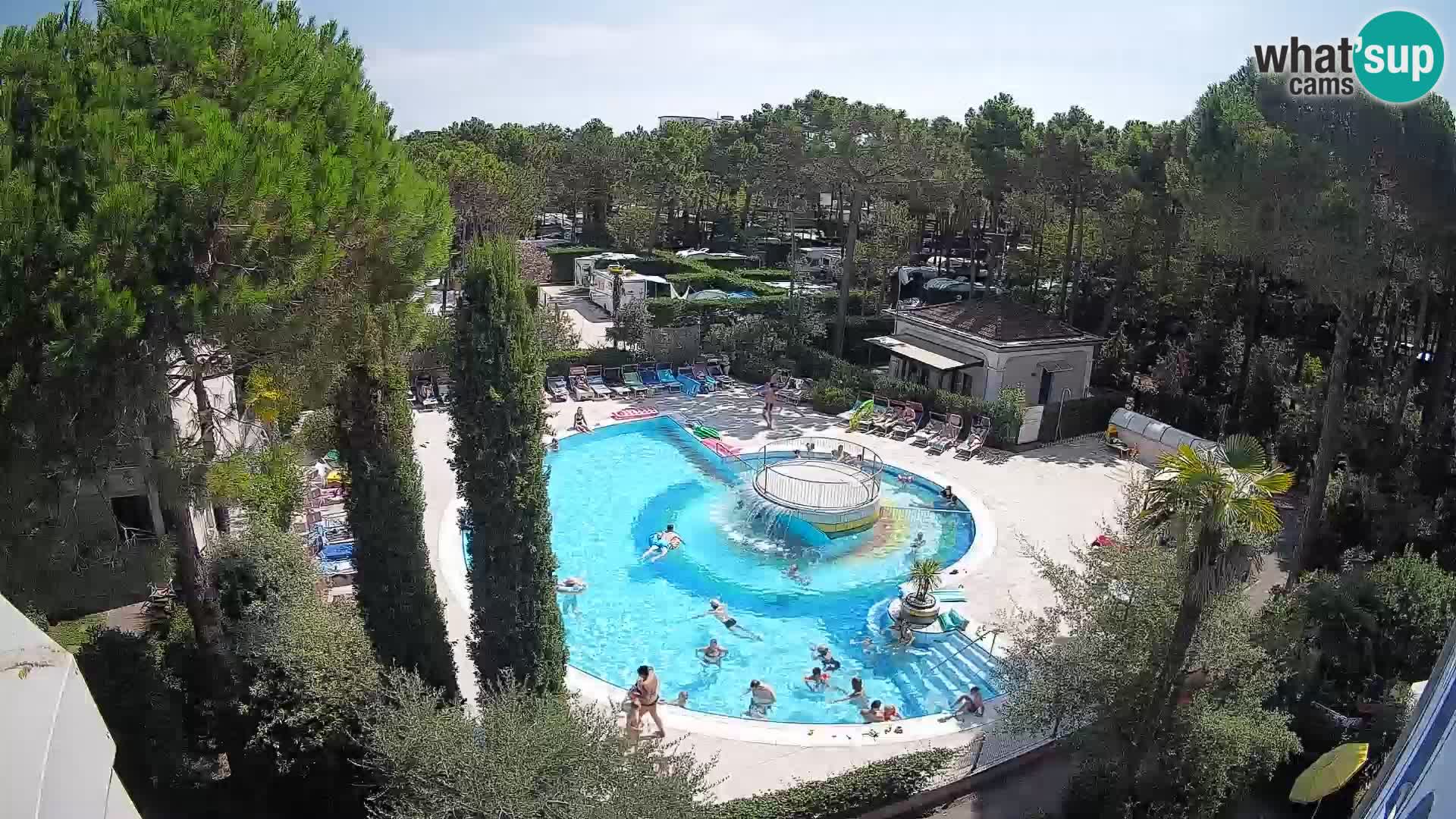 Piscina Villaggio Mare Blu EN VIVO webcam Bibione Pineda – Italia