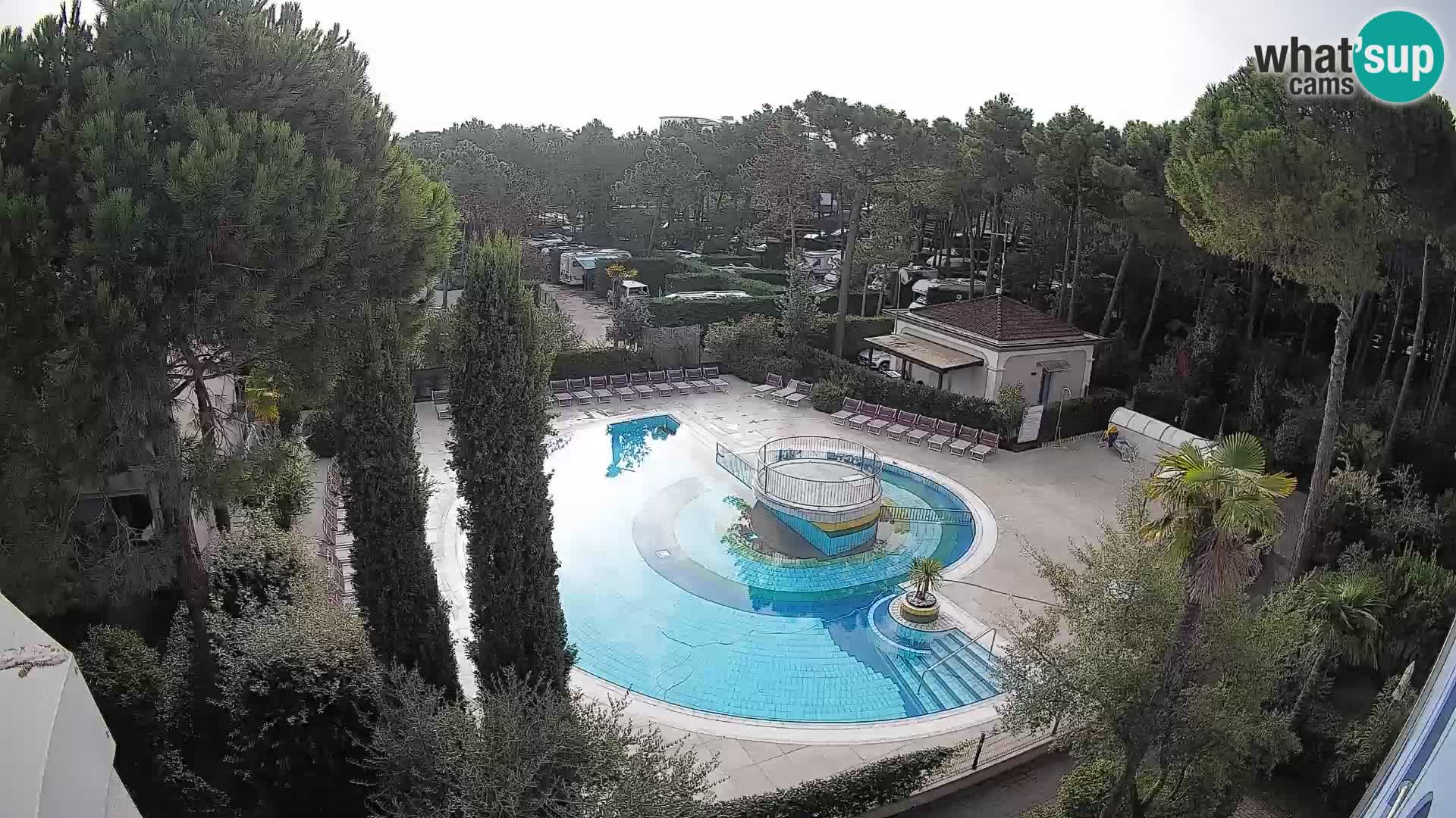 Piscina Villaggio Mare Blu EN VIVO webcam Bibione Pineda – Italia