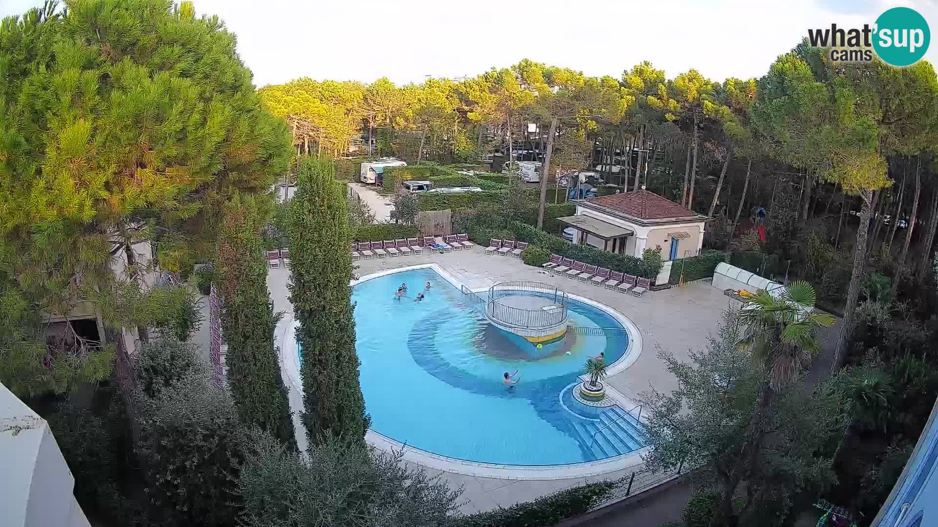Villaggio Mare Blu pool LIVE webcam Bibione Pineda – Italy