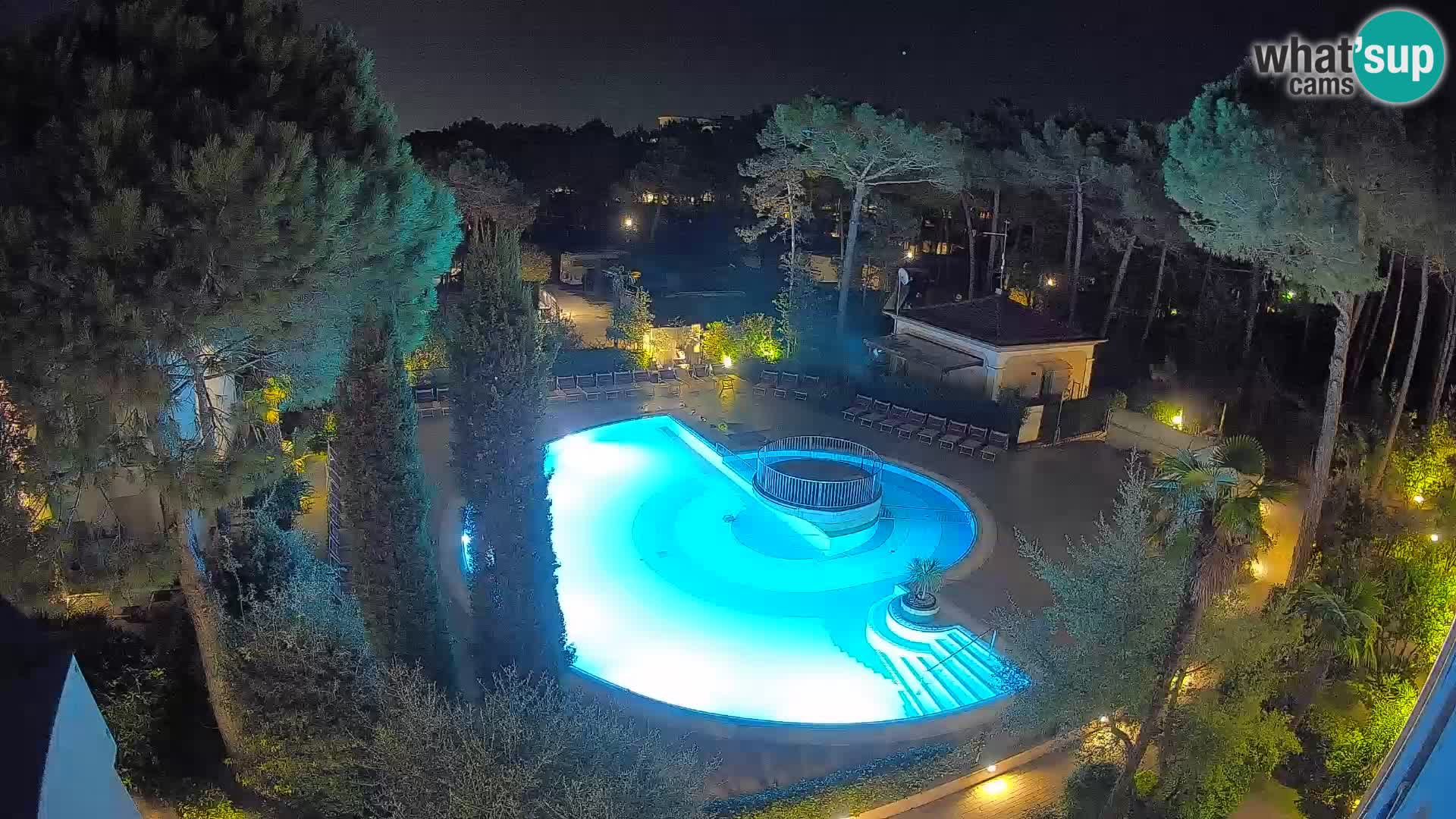 Villaggio Mare Blu bazen UŽIVO web kamera Bibione Pineda – Italija