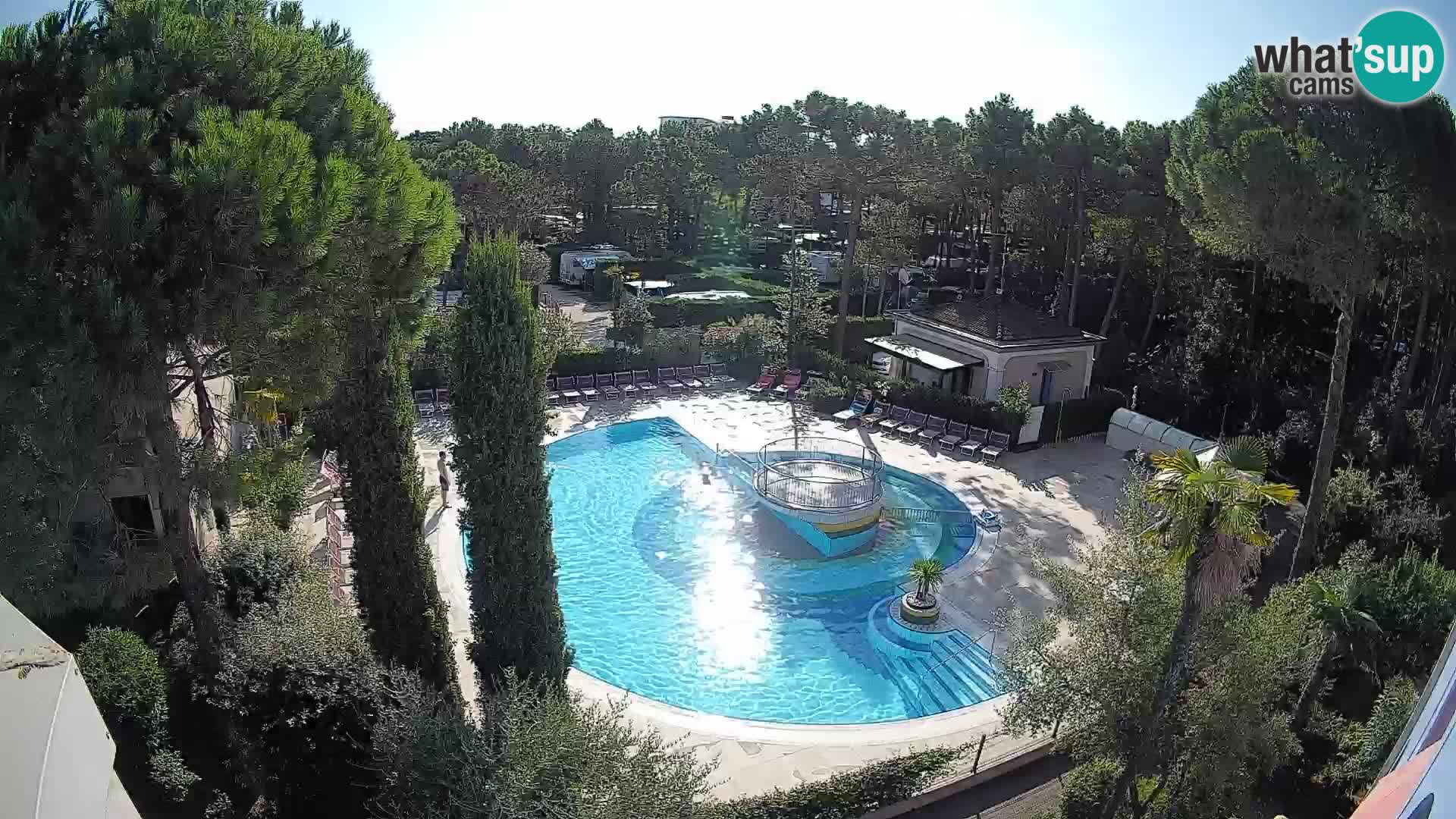 Villaggio Mare Blu pool LIVE webcam Bibione Pineda – Italy