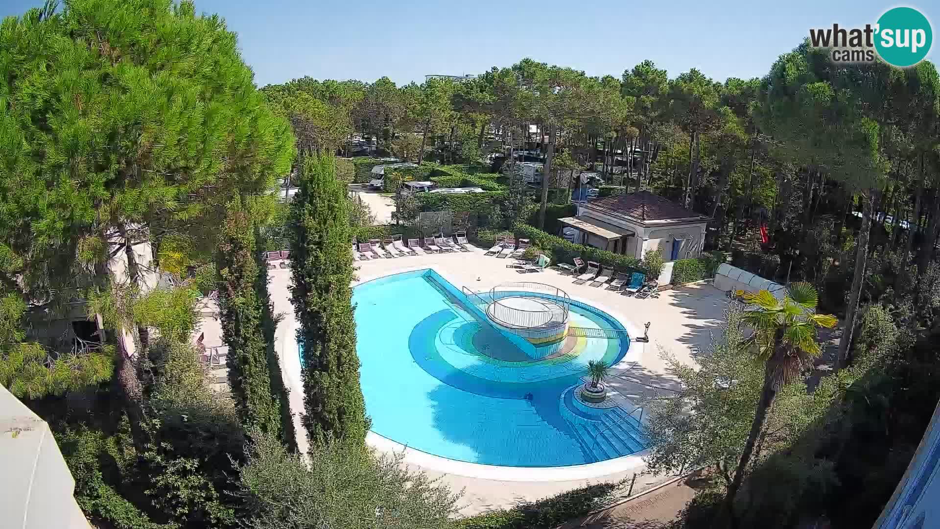 Villaggio Mare Blu bazen Spletna kamera V živo Bibione Pineda – Italija