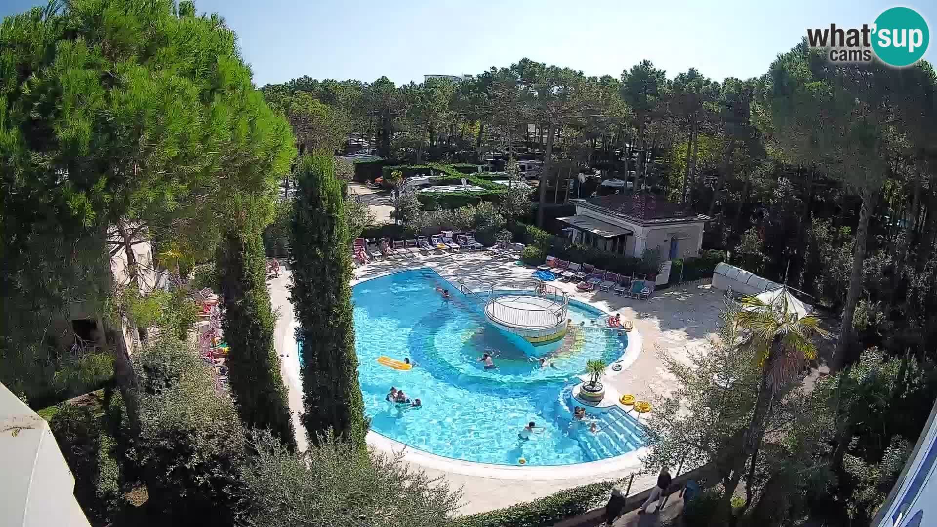 Villaggio Mare Blu pool LIVE webcam Bibione Pineda – Italy