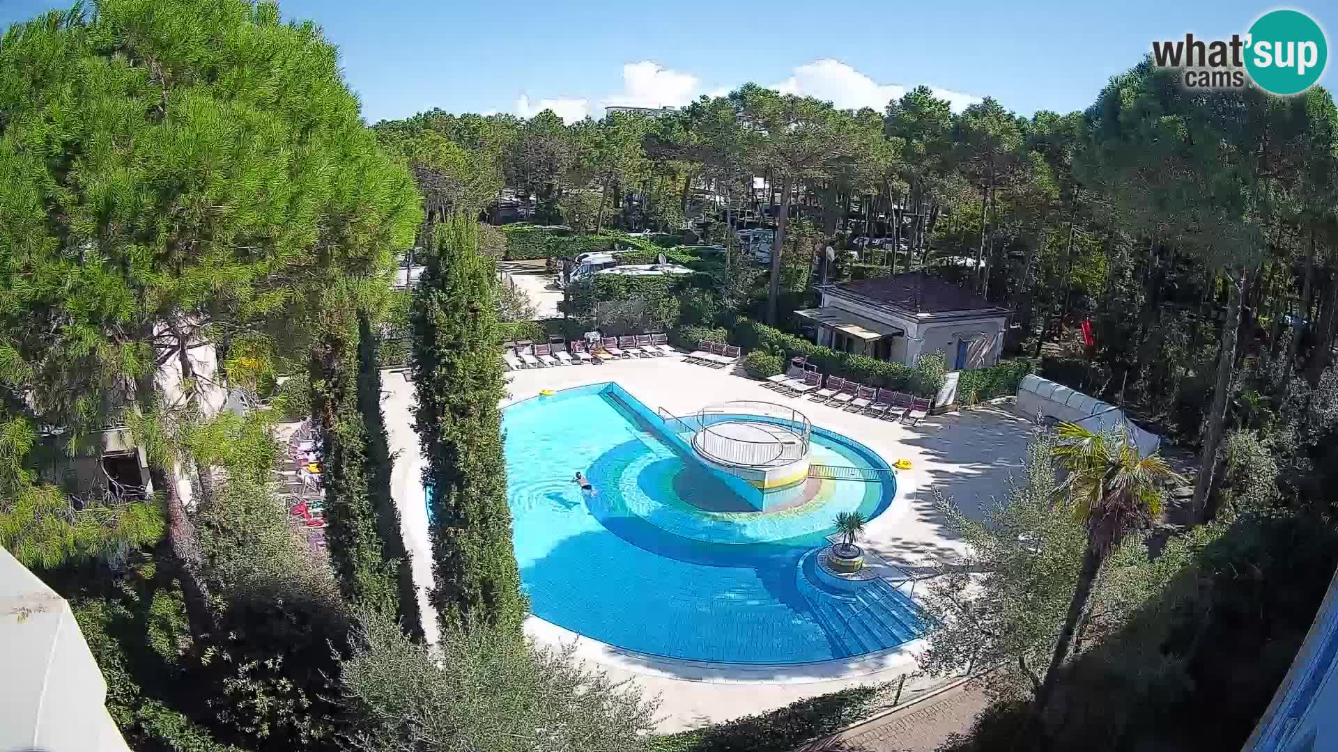 Villaggio Mare Blu pool LIVE webcam Bibione Pineda – Italy