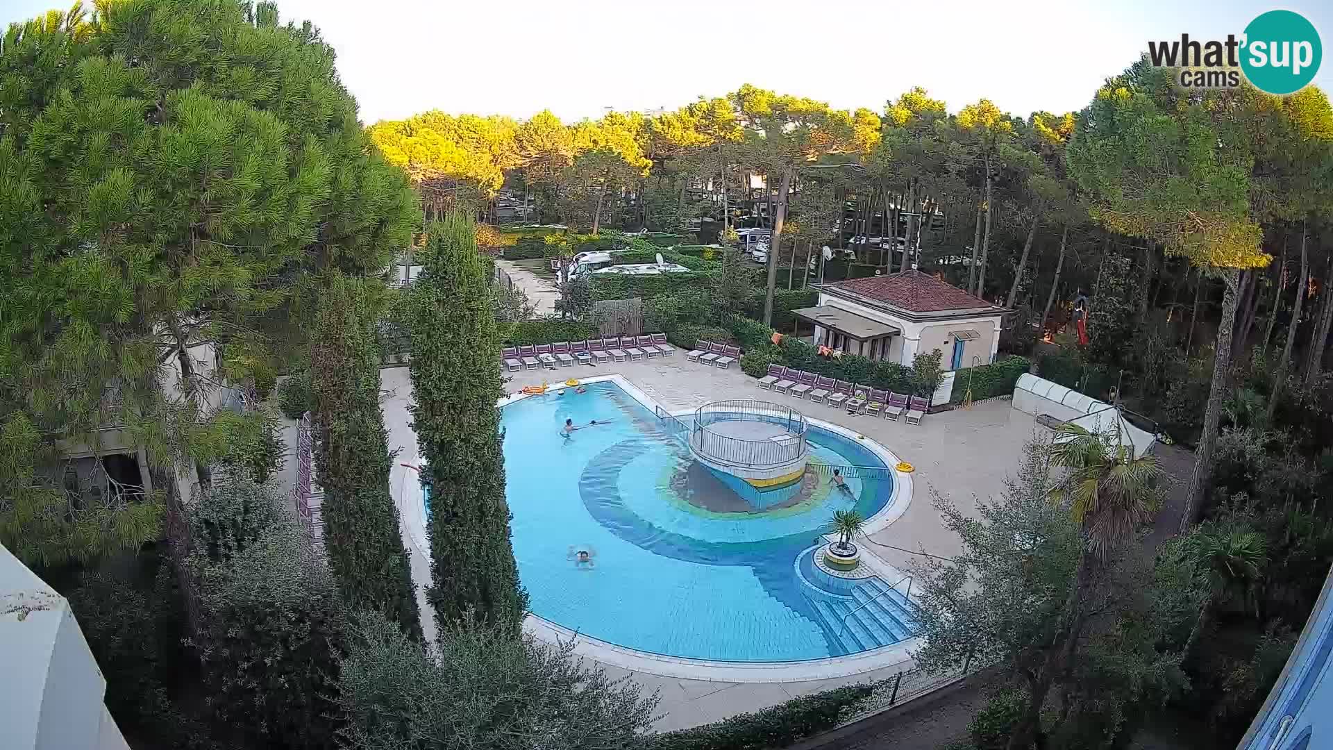 Villaggio Mare Blu pool LIVE webcam Bibione Pineda – Italy