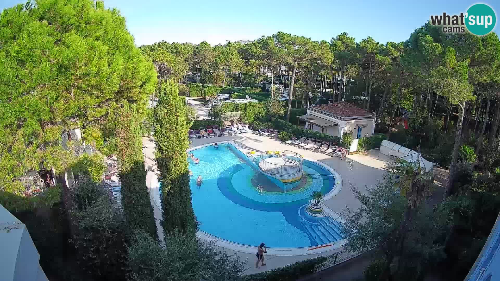 Villaggio Mare Blu pool LIVE webcam Bibione Pineda – Italy
